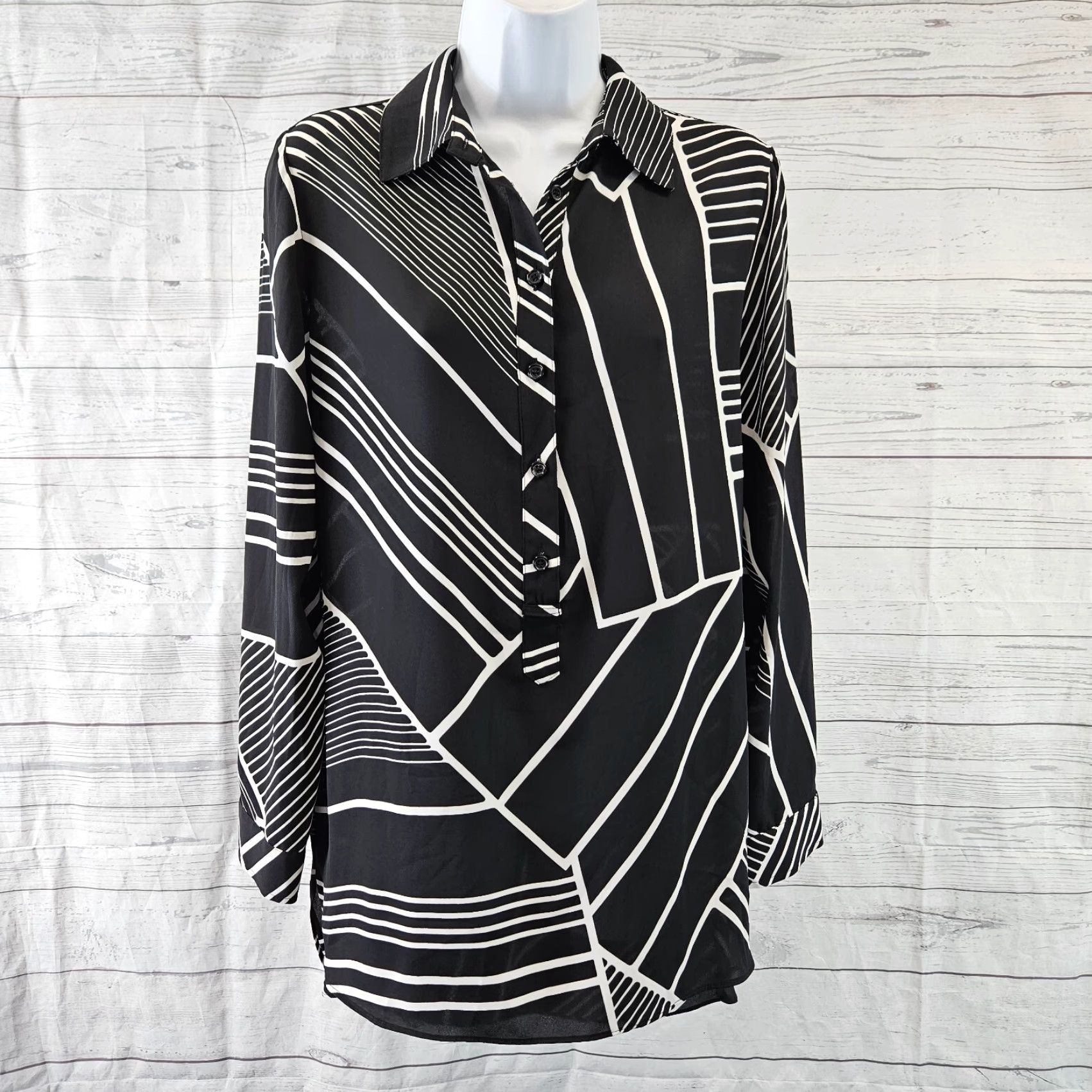 Vintage Chico's Womens Blouse Tunic XS Black Long Sleeve Popover Semi Sheer Shirt Size XS / US 0-2 / IT 36-38 - 2 Thumbnail
