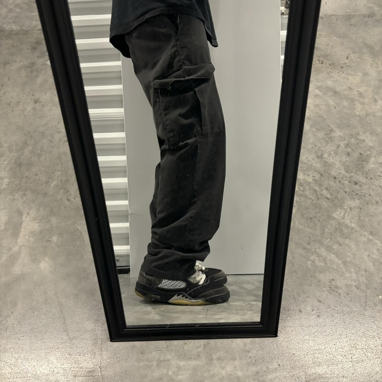 Japanese Brand × Vintage Crazy Vintage Y2K/2000s Grunge Faded Black Skater Workwear Cargo Pants! Size US 31 - 2 Thumbnail