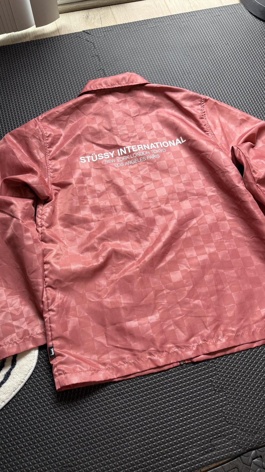 Stussy Stüssy International Checker Satin Coach Jacket Coral Pink L Size US L / EU 52-54 / 3 - 6 Thumbnail