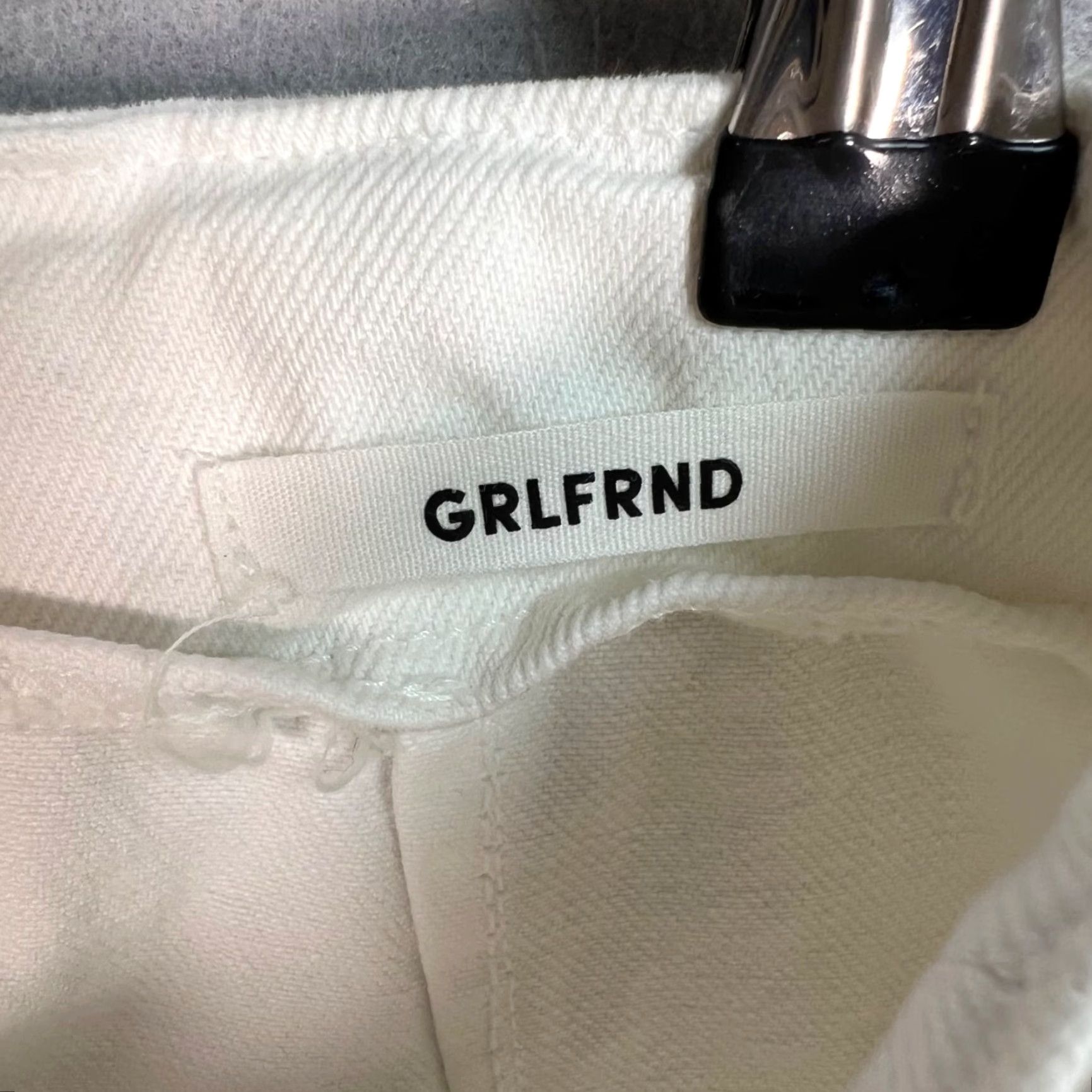 GRLFRND VINTAGE GRLFRND White Denim Skirt Mini Button Front Size 26 Womens Size 26" / US 2 / IT 38 - 3 Thumbnail