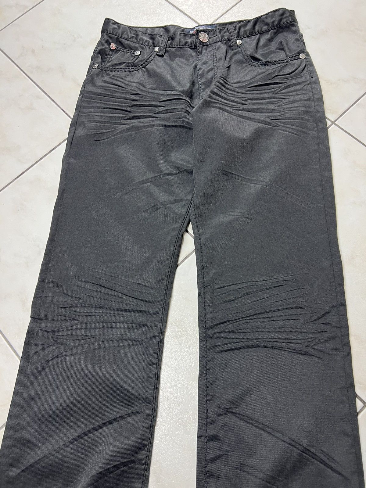 True Religion Vintage Dirty Denim y2k creased crumpled pants zip trousers Size US 32 / EU 48 - 4 Thumbnail