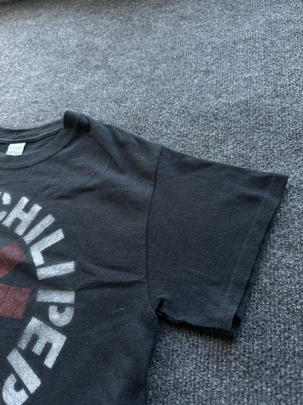 Band Tees 🚨 Red Hot Chili Peppers Big Logo Band 2018 Tour Tee Shirt Size US S / EU 44-46 / 1 - 7 Thumbnail
