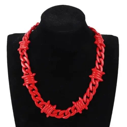VIBE Unisex Red Acrylic Brambles Wire Thorns Chain Necklace Size ONE SIZE - 1 Thumbnail