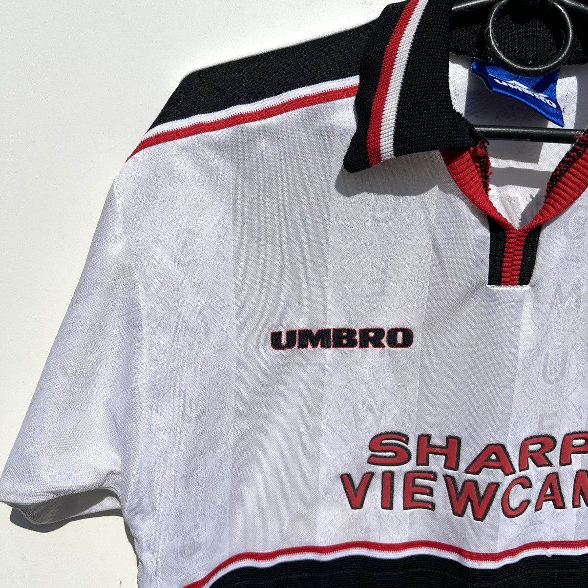 Umbro Manchester United 1997 1999 football shirt soccer jersey Size US XXS / EU 40 - 2 Thumbnail