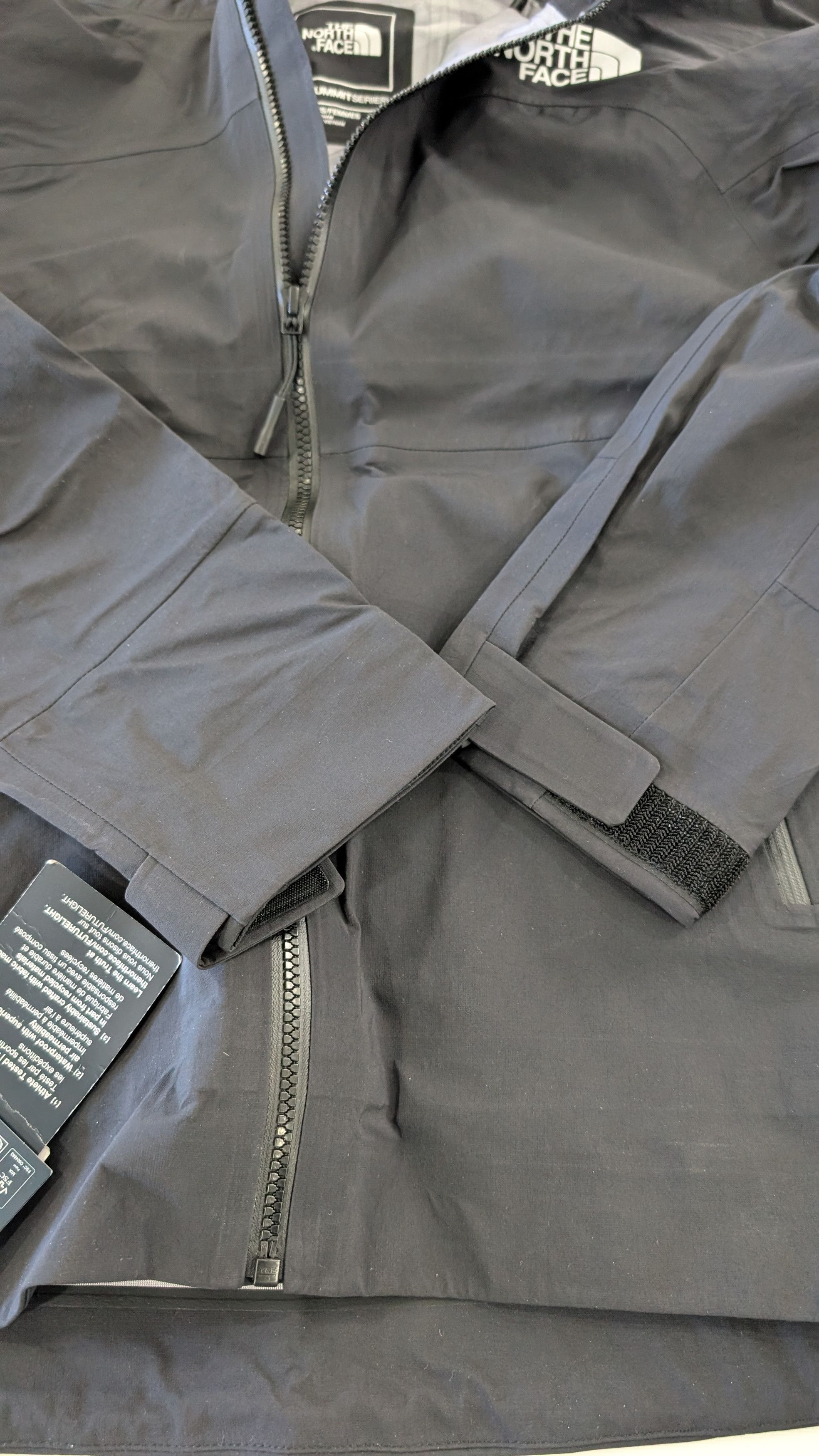 The North Face The North Face Summit Series Chamlang FUTURELIGHT Jacket M Size M / US 6-8 / IT 42-44 - 13 Thumbnail