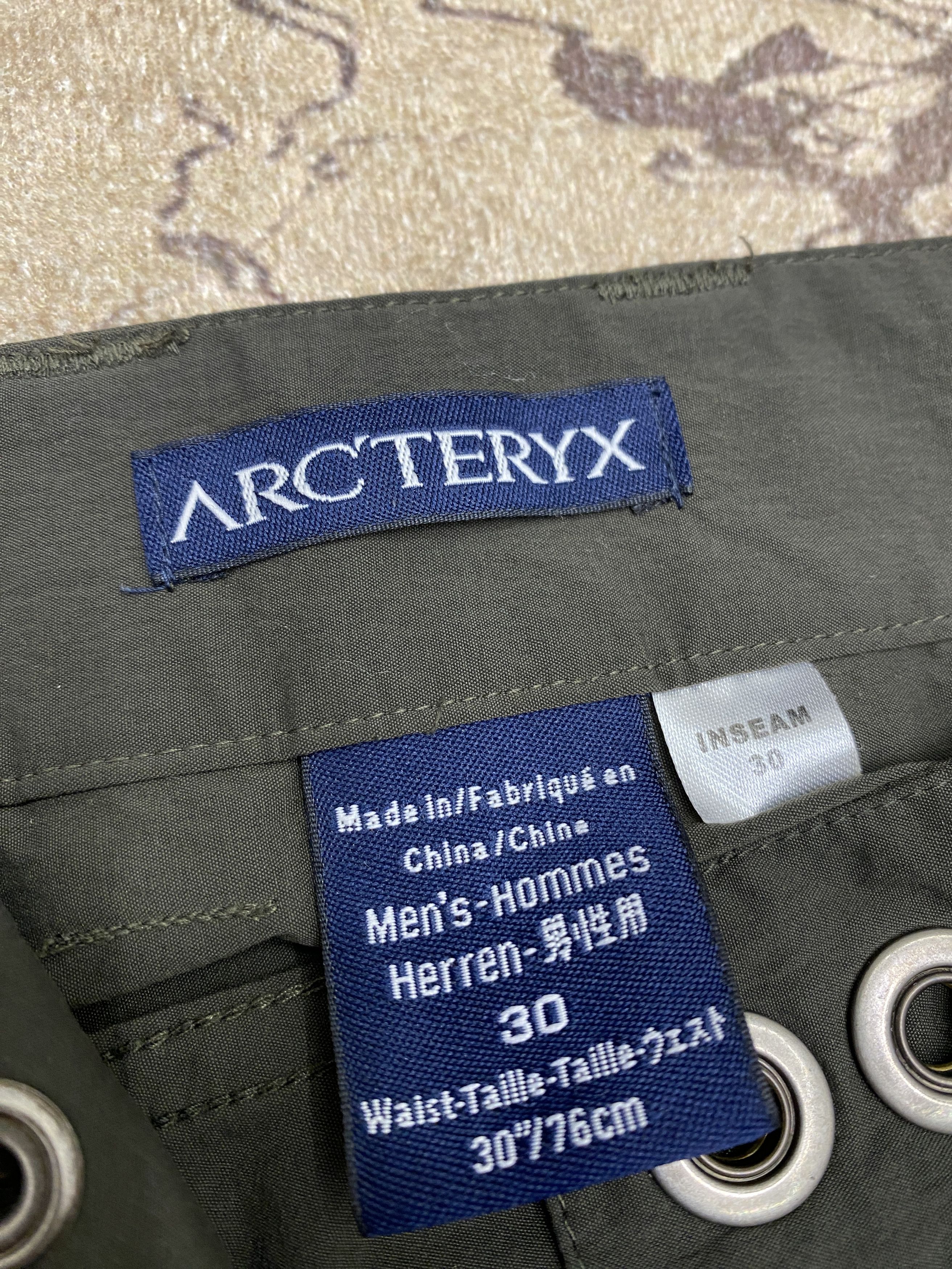 Arc'teryx Arc'teryx Hiking Activewear Weatherproof Pants Size 30 Waist Size US 30 / EU 46 - 15 Thumbnail