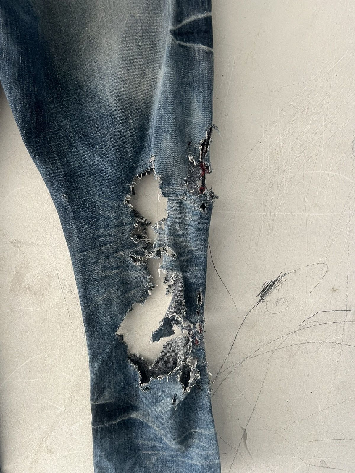 Hysteric Glamour SUPER THRASHED🔥SEMANTIC DESIGN RIPPED DENIM KURT KOBAIN Size US 33 - 10 Thumbnail