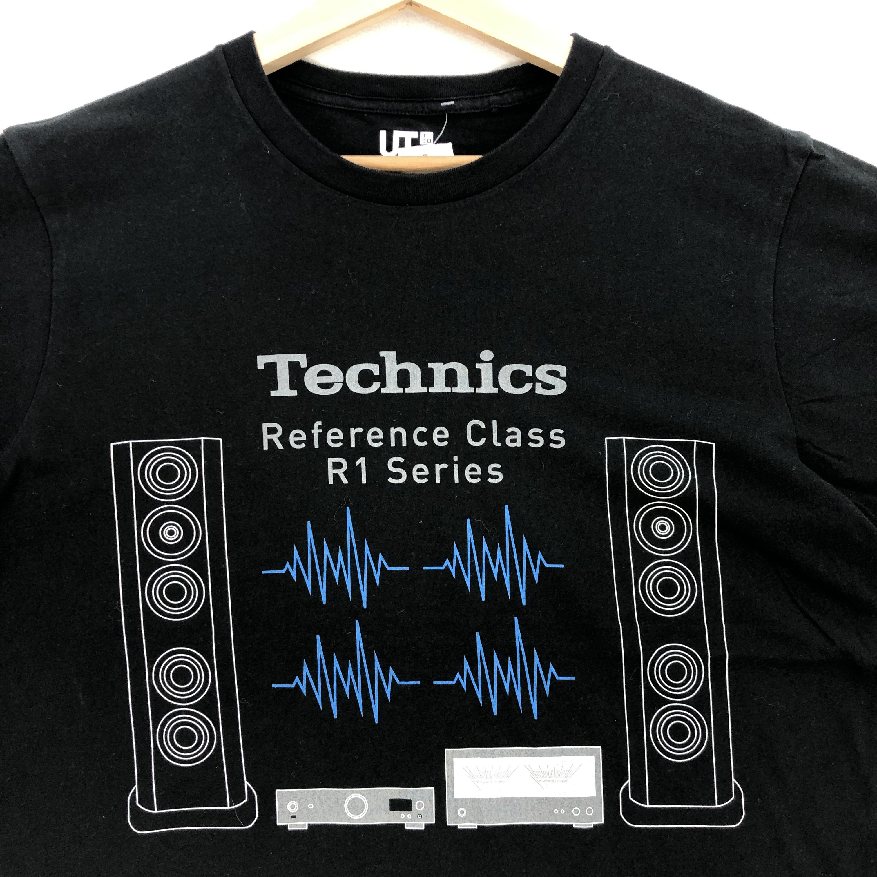 Japanese Brand Vintage Y2K Graphic T Shirt Uniqlo Technics Crewneck Tees Size US M / EU 48-50 / 2 - 3 Thumbnail