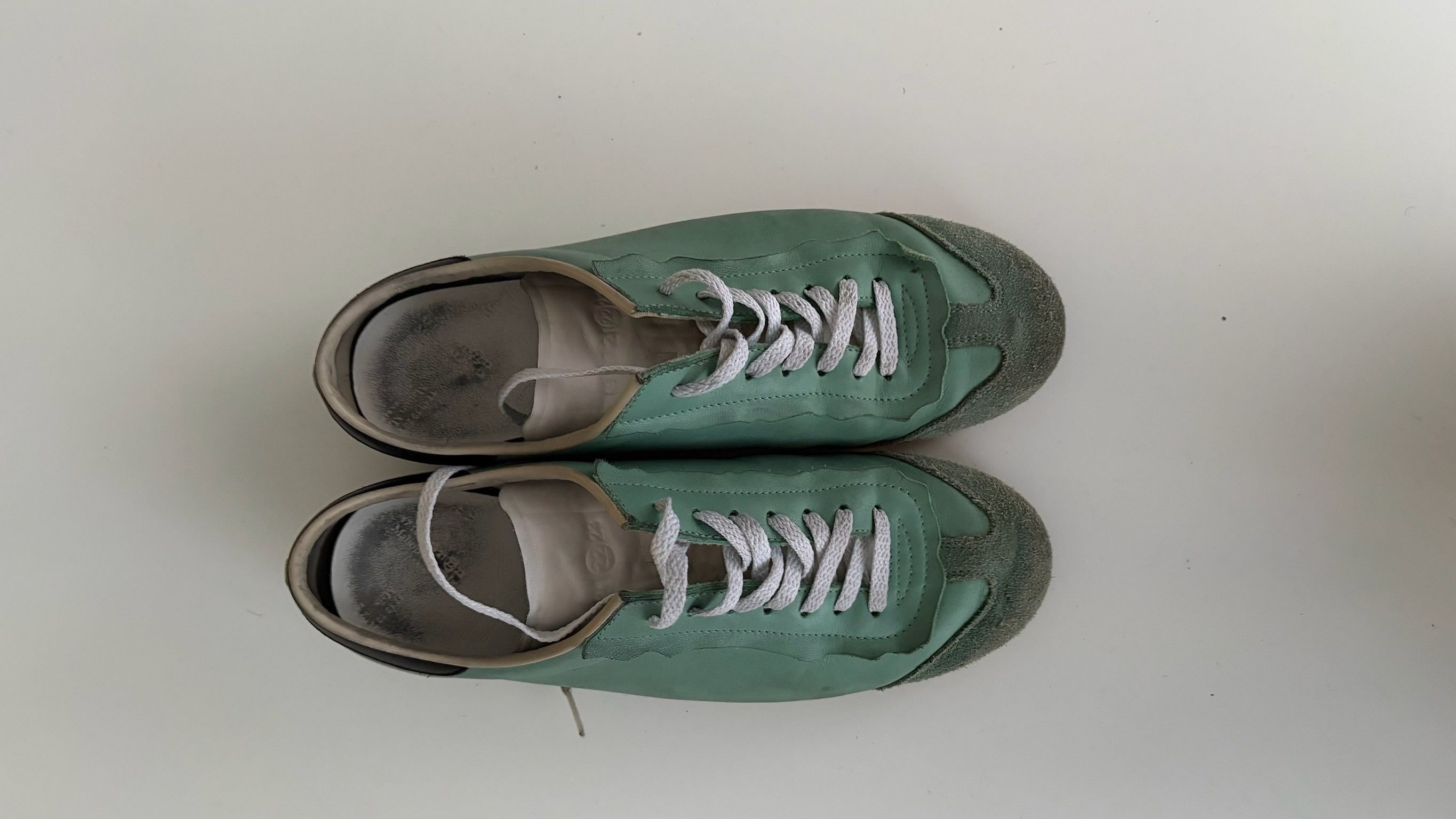 Maison Margiela Maison Margiela Green Featherlight Low-Top Sneakers Size US 10 / EU 43 - 1 Thumbnail