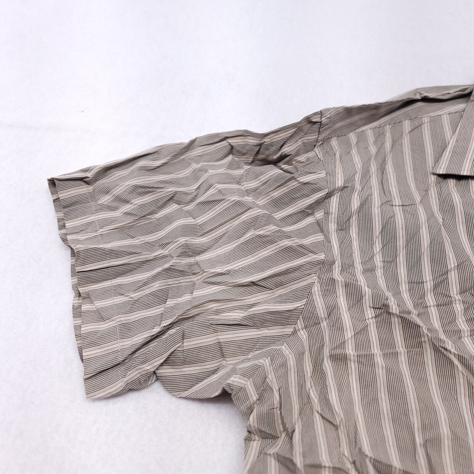 Van Heusen Van Heusen Casual Button Up Shirt Adult Mens Size XL Brown Size US XL / EU 56 / 4 - 4 Thumbnail