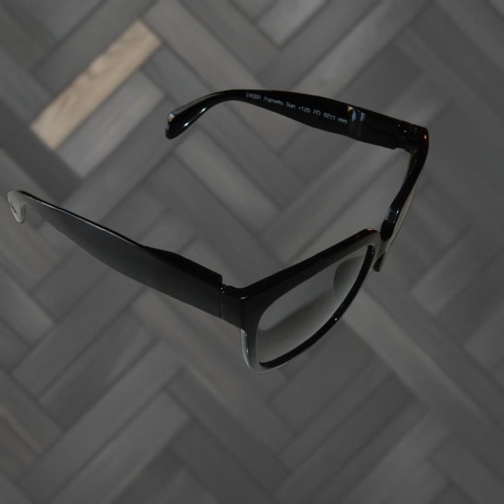 Vintage VINTAGE Peepers Women's Sunglasses +1.25 Black Palmetto Sun 90s Fashion Size ONE SIZE - 1 Thumbnail