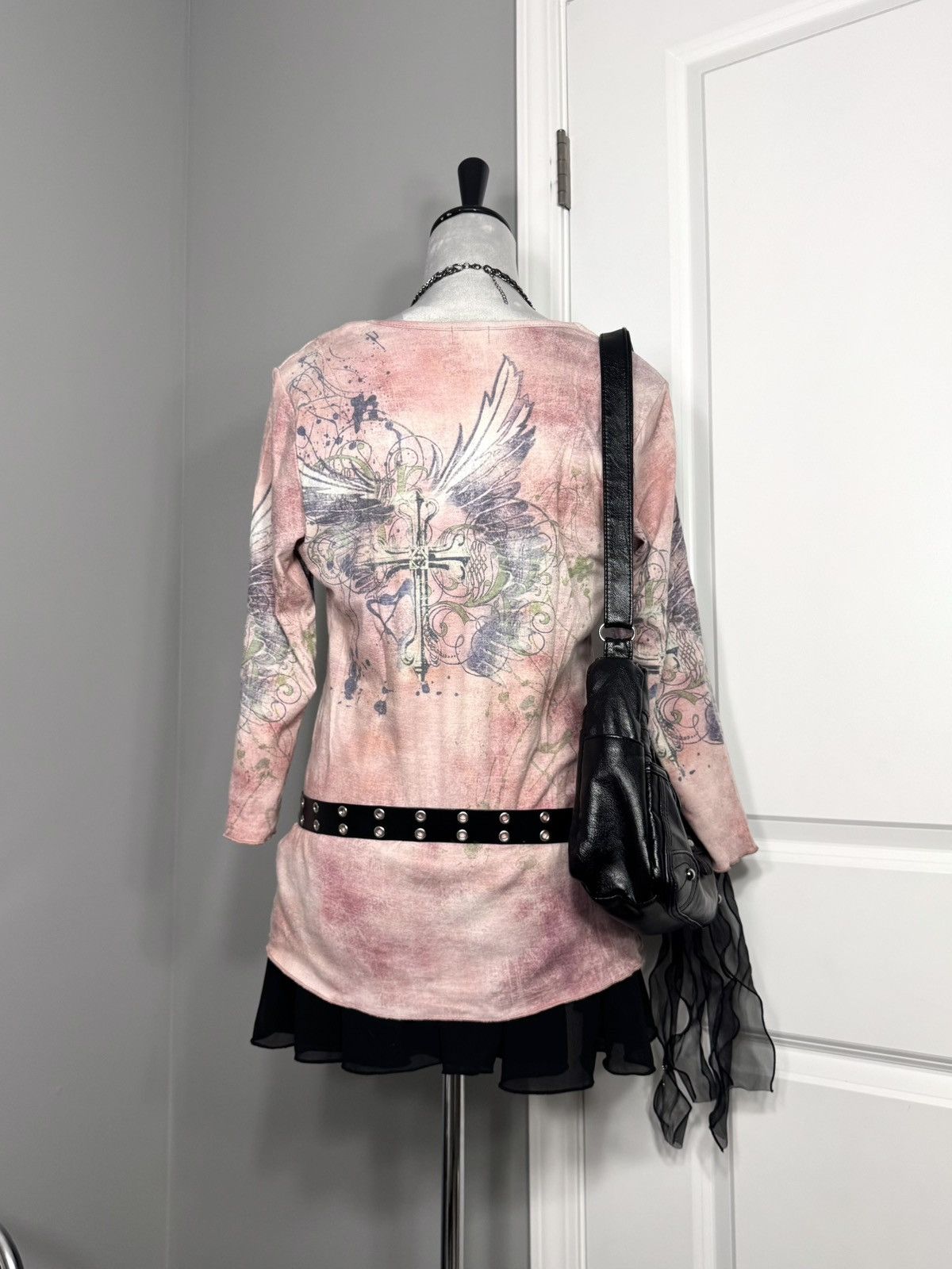 Other Oneworld Y2K Pink Grunge Graphic Cross Top w/ Rhinestones Size L / US 10 / IT 46 - 8 Thumbnail