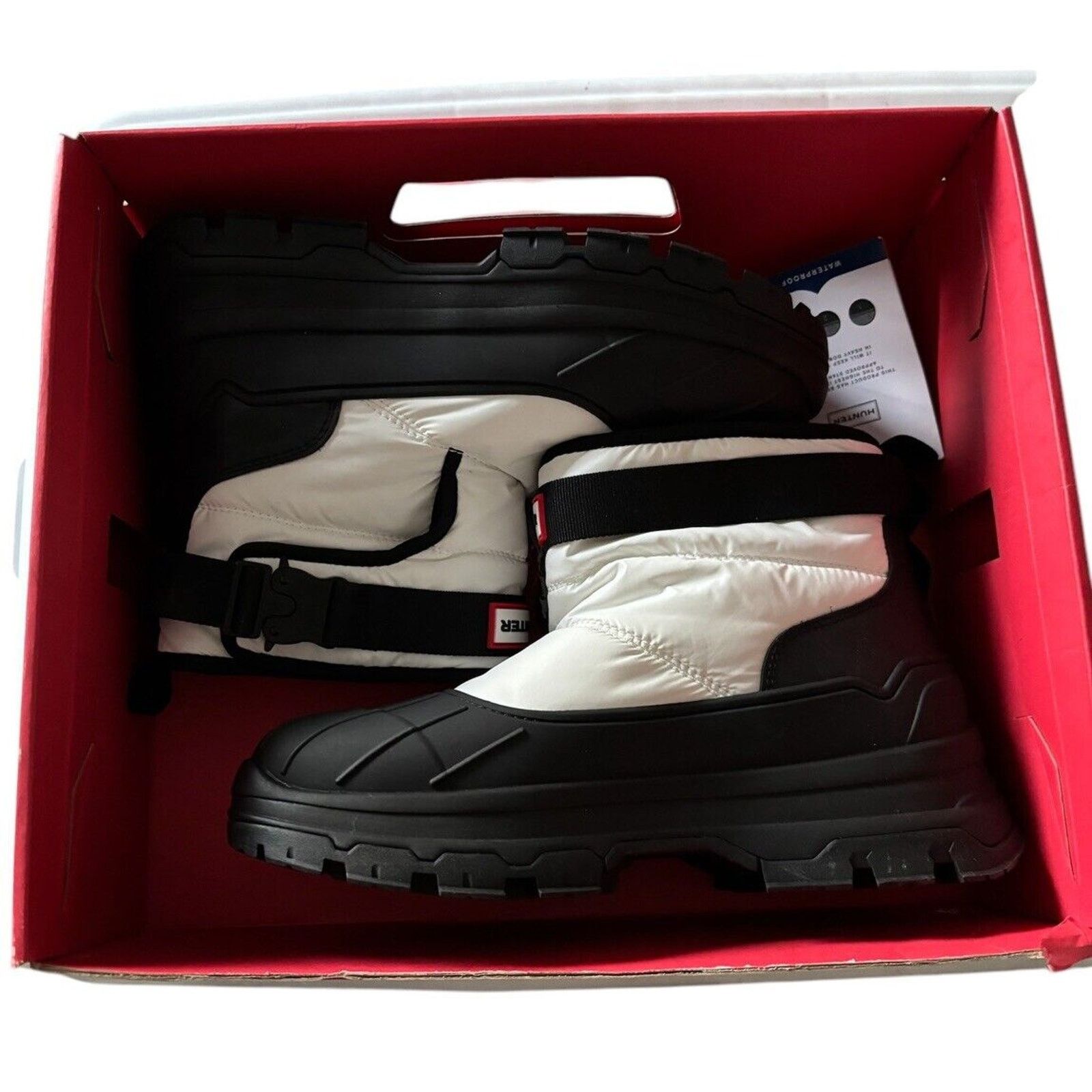 Hunter Hunter Boots Short Buckle Snow Buckle Ankle Black White Sz 8 Size US 8 / IT 38 - 1 Thumbnail