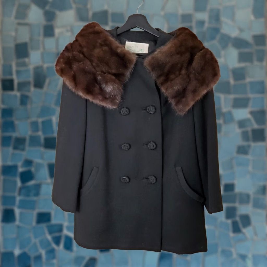 Vintage VINTAGE Schultz Brothers of Boston Anglo Fabrics Wool Coat Mink Collar Women M Black Overcoat Size M / US 6-8 / IT 42-44 - 1 Thumbnail