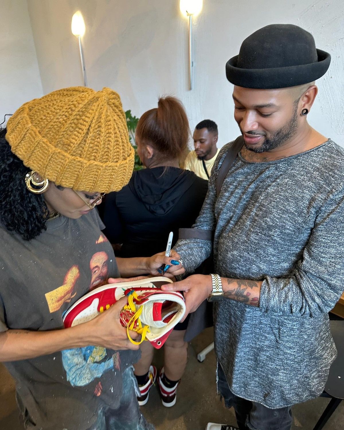 Jordan Brand × Nike Jordan 1 x Teyana Taylor (AUTOGRAPHED!) Size US 9 / EU 42 - 8 Thumbnail