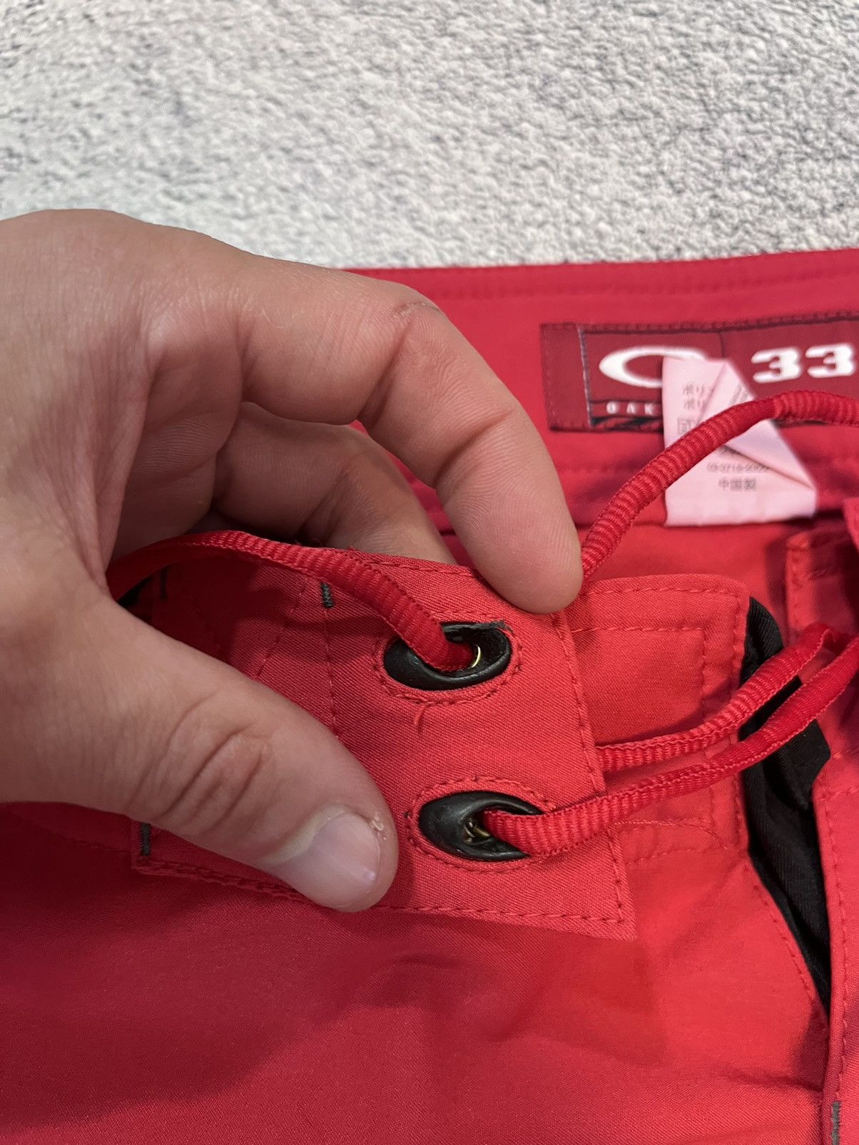 Oakley Oakley Vintage Board Shorts Red Size 33 Surf Zip Pocket Logo Size US 33 - 15 Thumbnail