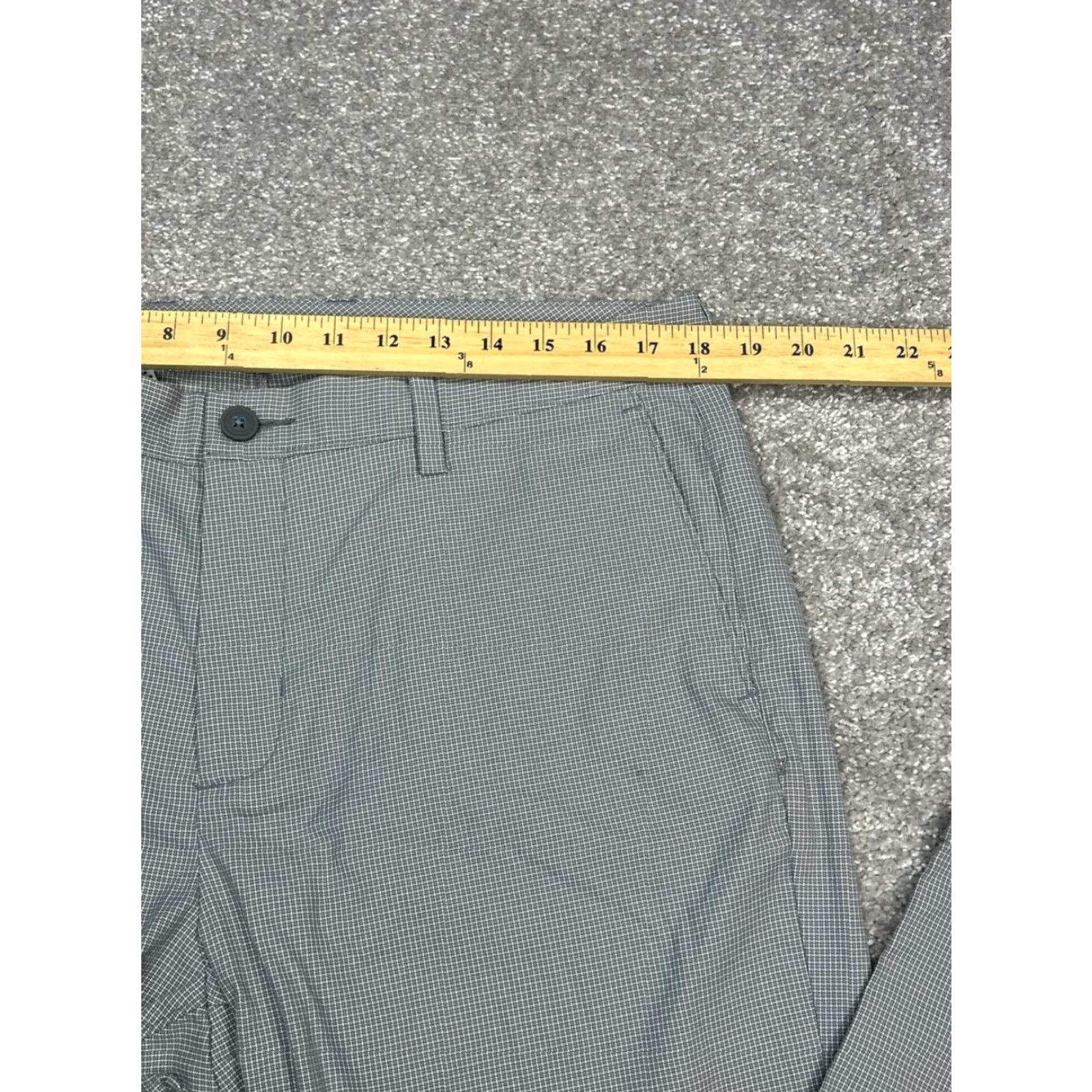 Tommy Bahama Tommy Bahama Performance Chino Pants Mens 36x32 Gray Check Straight Leg Size US 36 / EU 52 - 3 Thumbnail