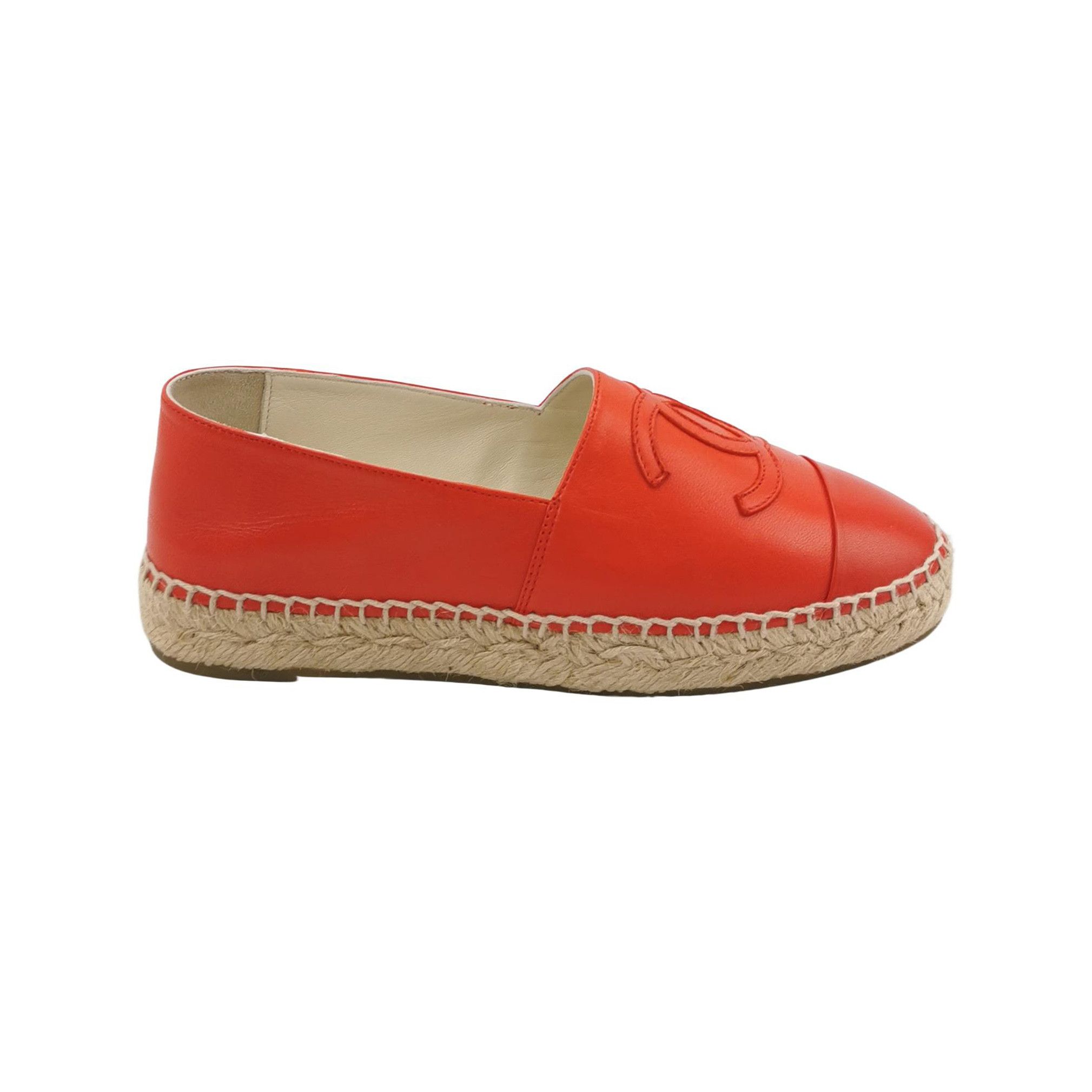 Chanel Chanel Women 5 Flats Size US 5 / IT 35 - 1 Thumbnail