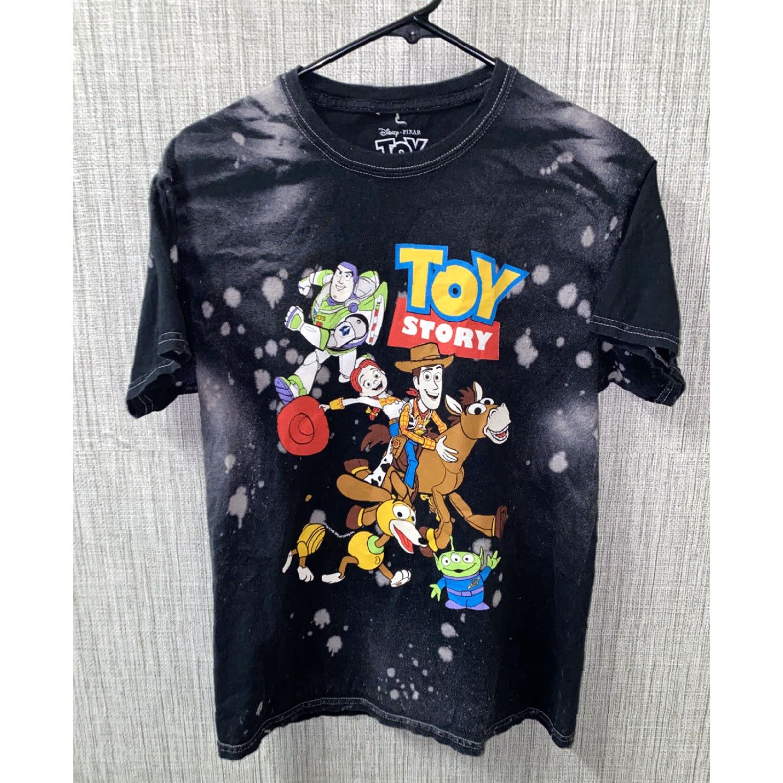Disney Disney Toy Story Mens Black Short Sleeve T-Shirt M Graphic Woody Buzz Lightyear Cotton Regular Size M Size US M / EU 48-50 / 2 - 2 Thumbnail