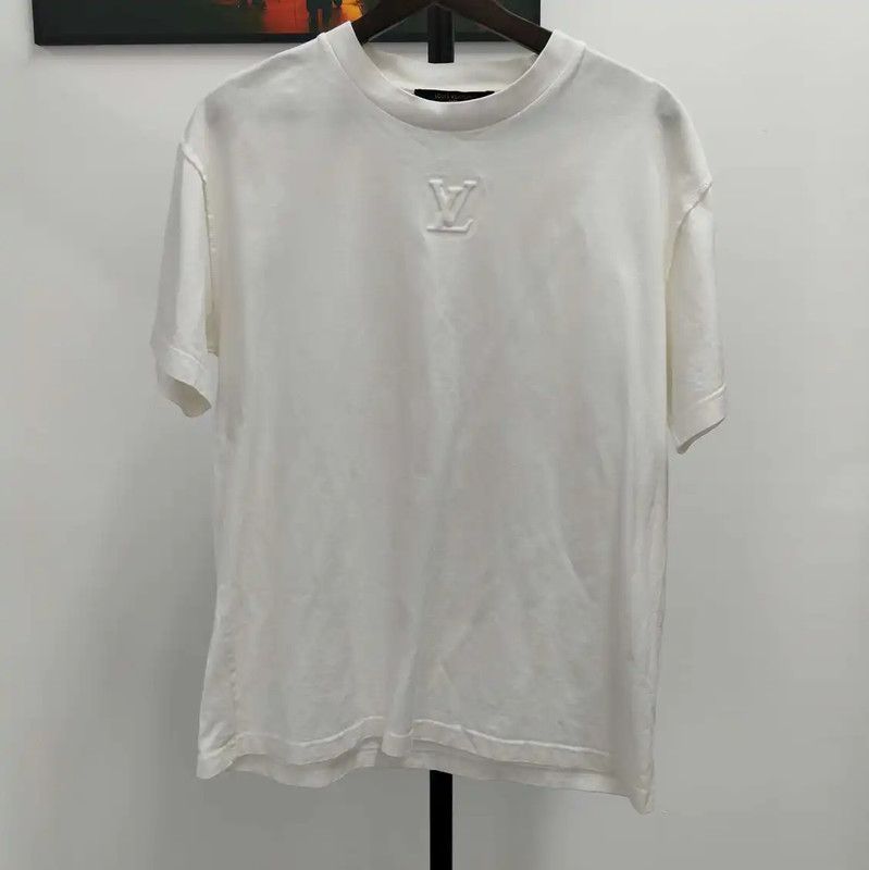 Louis Vuitton Louis Vuitton White Cotton Short Sleeve T-Shirt 0089 Size US S / EU 44-46 / 1 - 1 Thumbnail