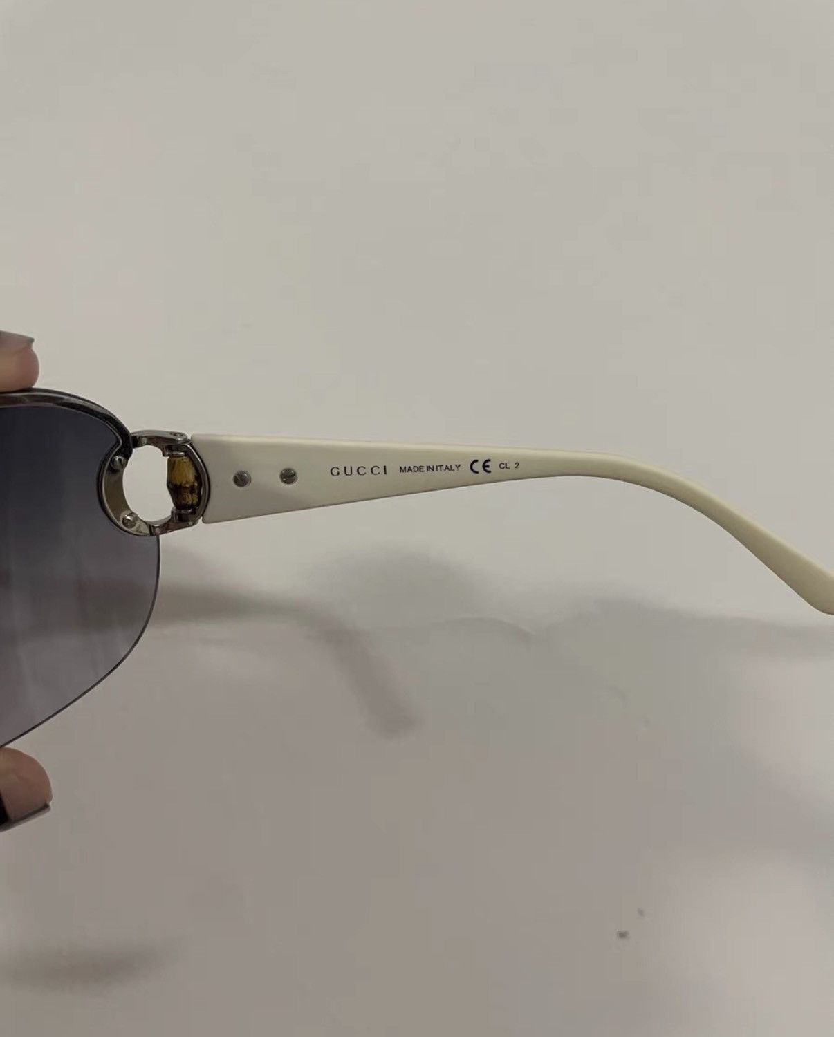 Gucci Gucci vintage Y2K sunglasses. Size ONE SIZE - 4 Thumbnail