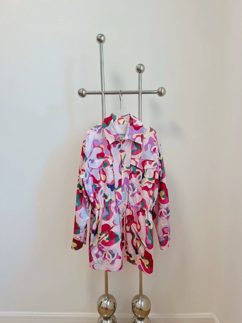 Chanel Chanel 21p colorful camouflage jacket Size XS / US 0-2 / IT 36-38 - 1 Thumbnail
