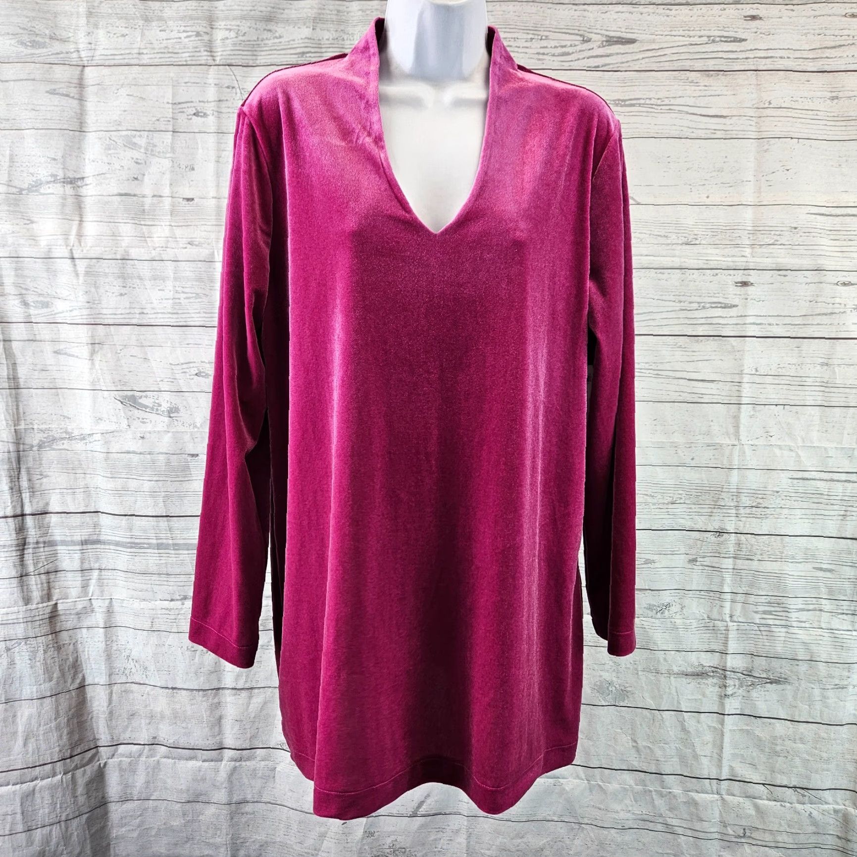 Vintage Chico's Womens Velvet Polished Tunic L Long Sleeve V-Neck Blouse Size Large Pink Size L / US 10 / IT 46 - 2 Thumbnail