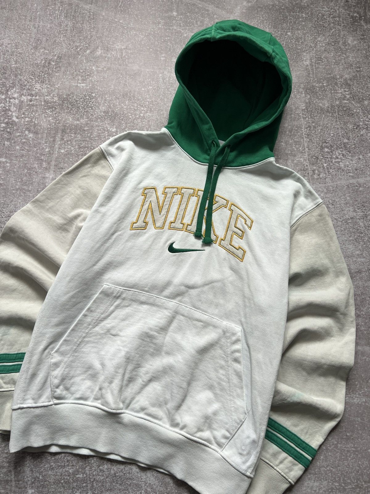 Nike Vintage Nike Hoodie Big Logo 90s Size US S / EU 44-46 / 1 - 2 Thumbnail