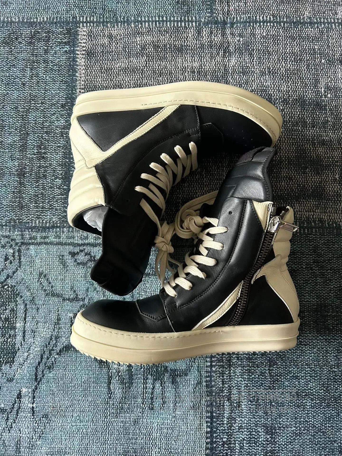 Rick Owens Rick Owens Triangle Cutout Sneakers Size 39. Size US 6 / EU 39 - 4 Thumbnail