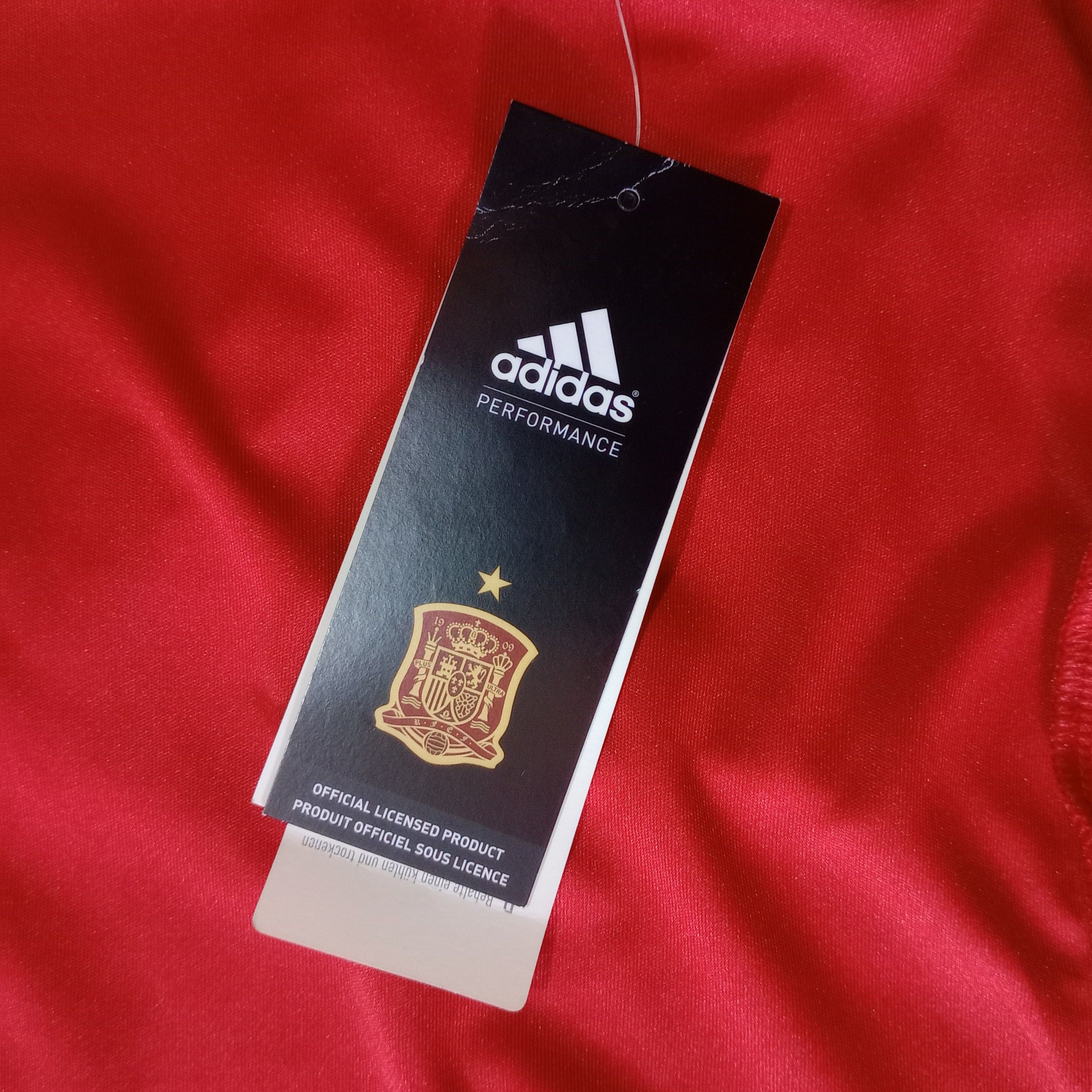Adidas Spain Euro 2016 Home Jersey Gerard Pique 3 Size US L / EU 52-54 / 3 - 6 Thumbnail