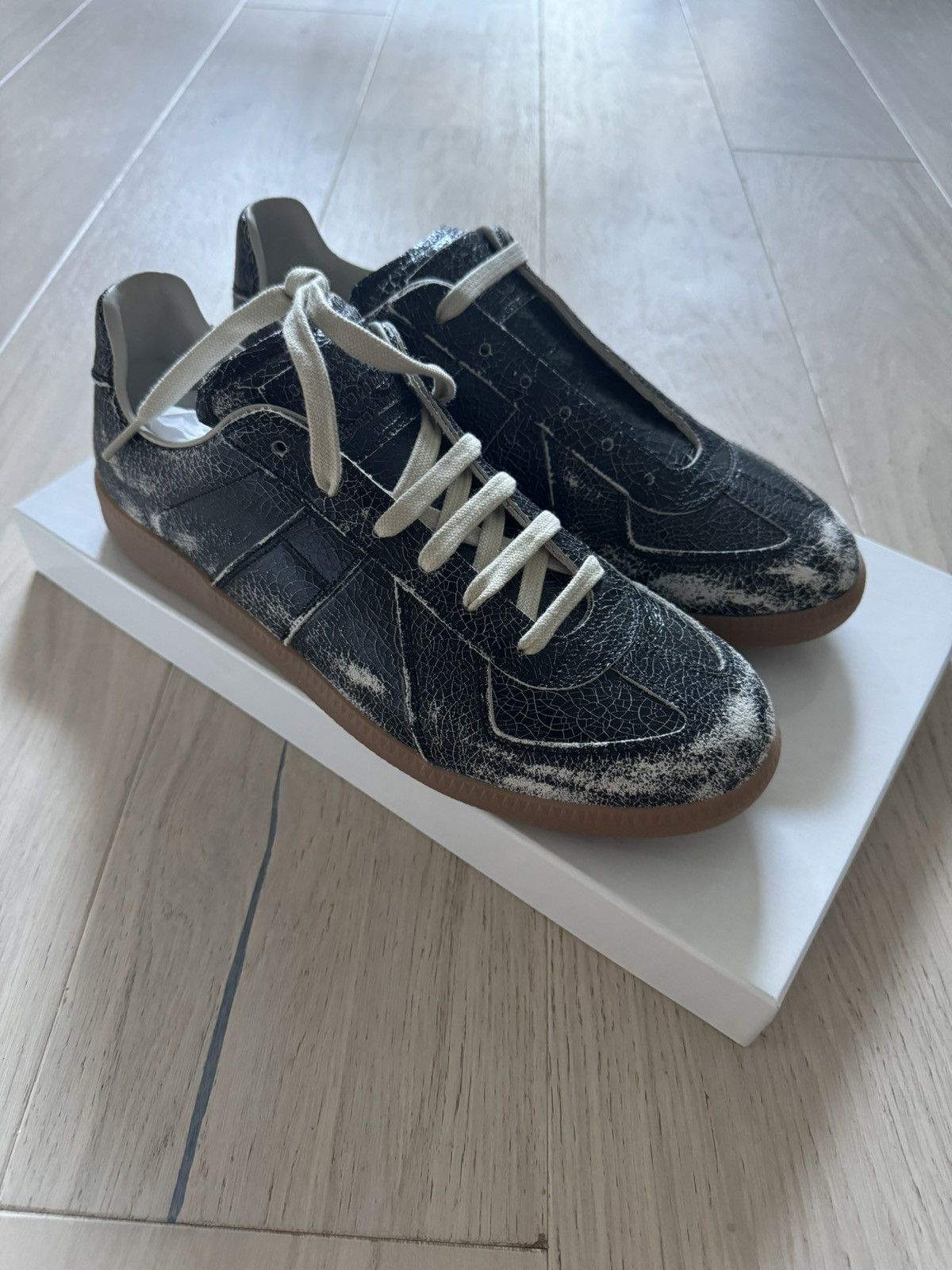 Maison Margiela Maison Margiela Cracked Leather Replica Sneakers Size US 8 / EU 41 - 5 Thumbnail