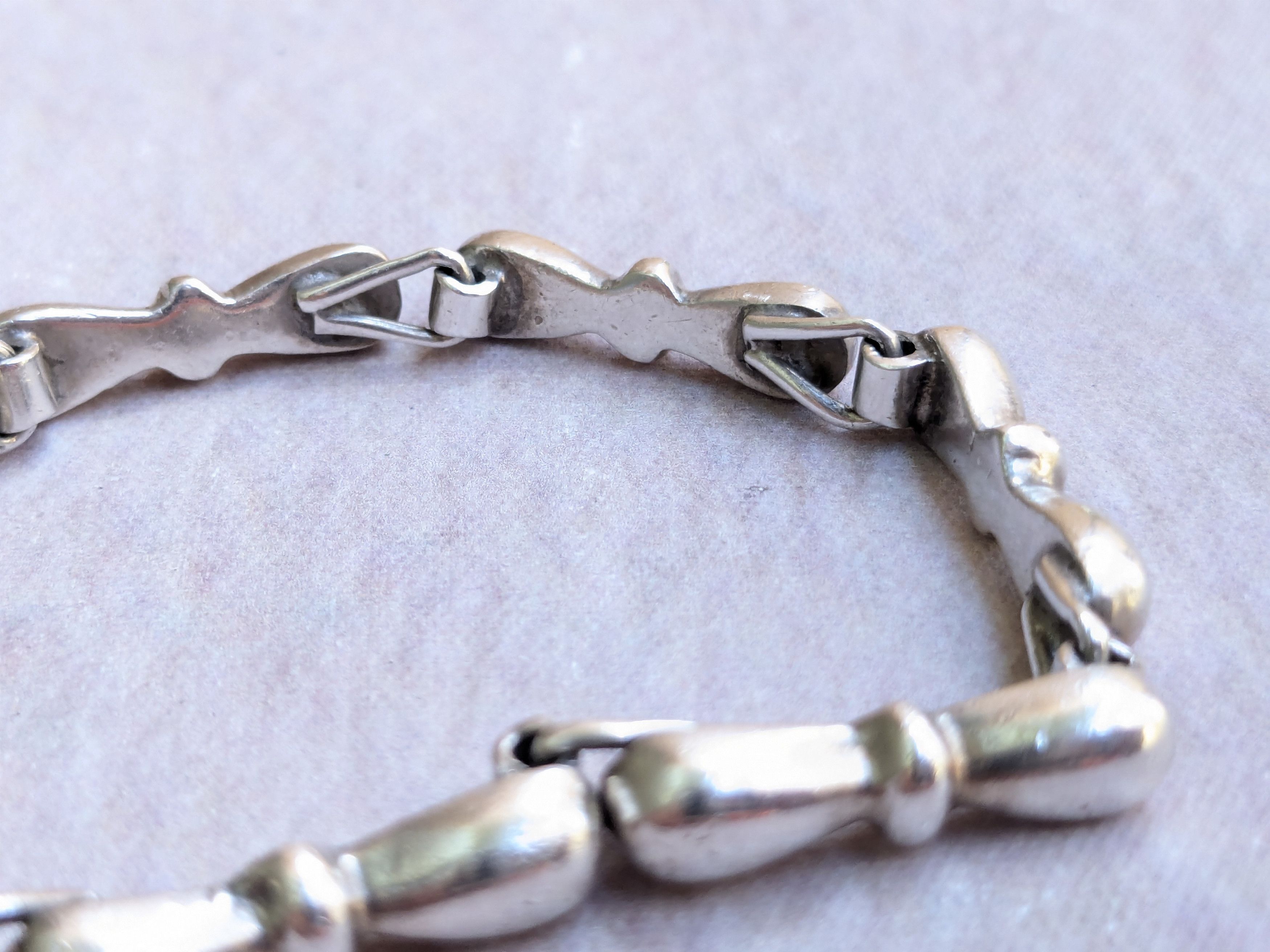 Jewelry Vintage Taxco Sterling Silver Bowtie Bracelet Taxco Size ONE SIZE - 7 Thumbnail