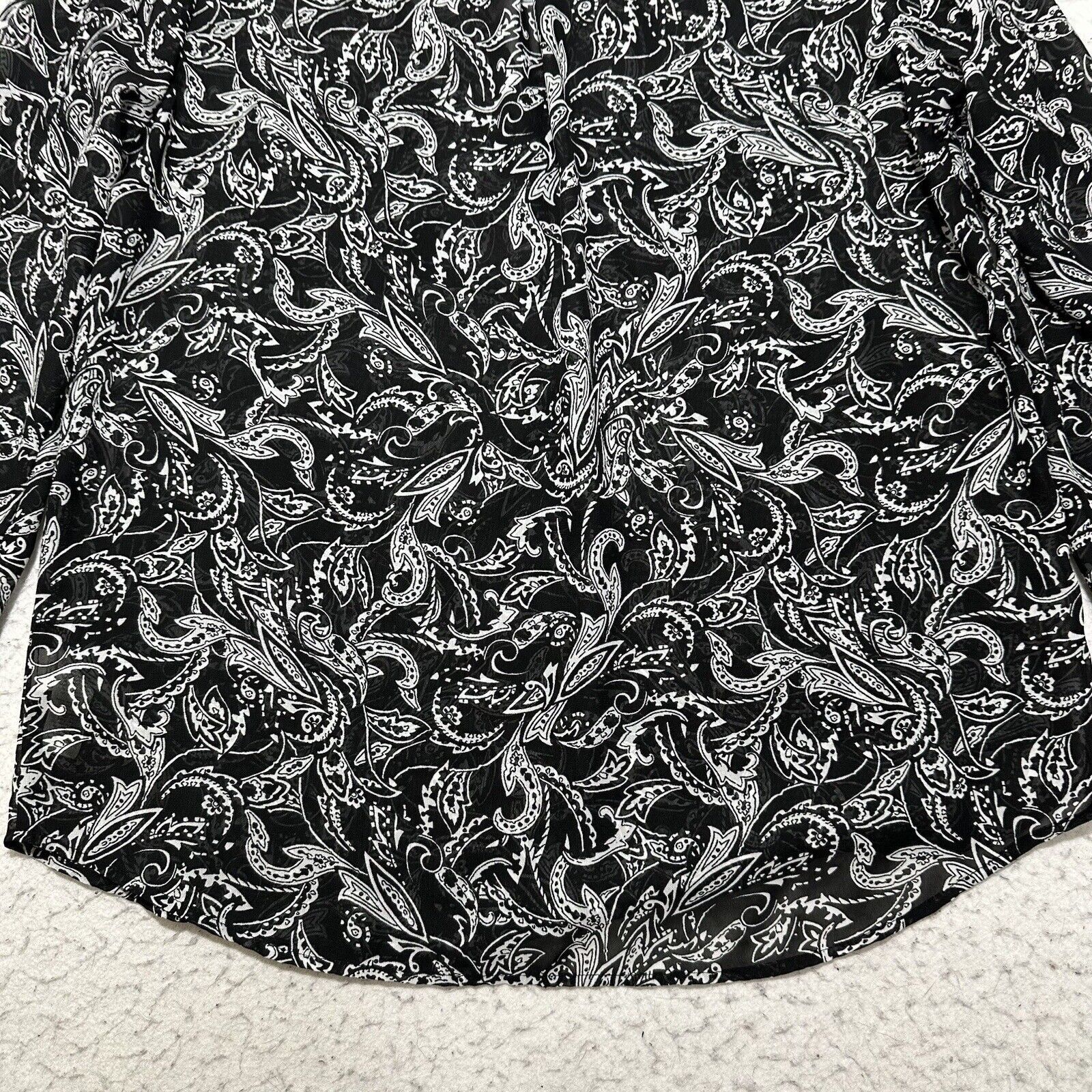 Gap GAP Large Sheer Button Up Sheer Blouse Black + White Paisley Size L / US 10 / IT 46 - 11 Thumbnail