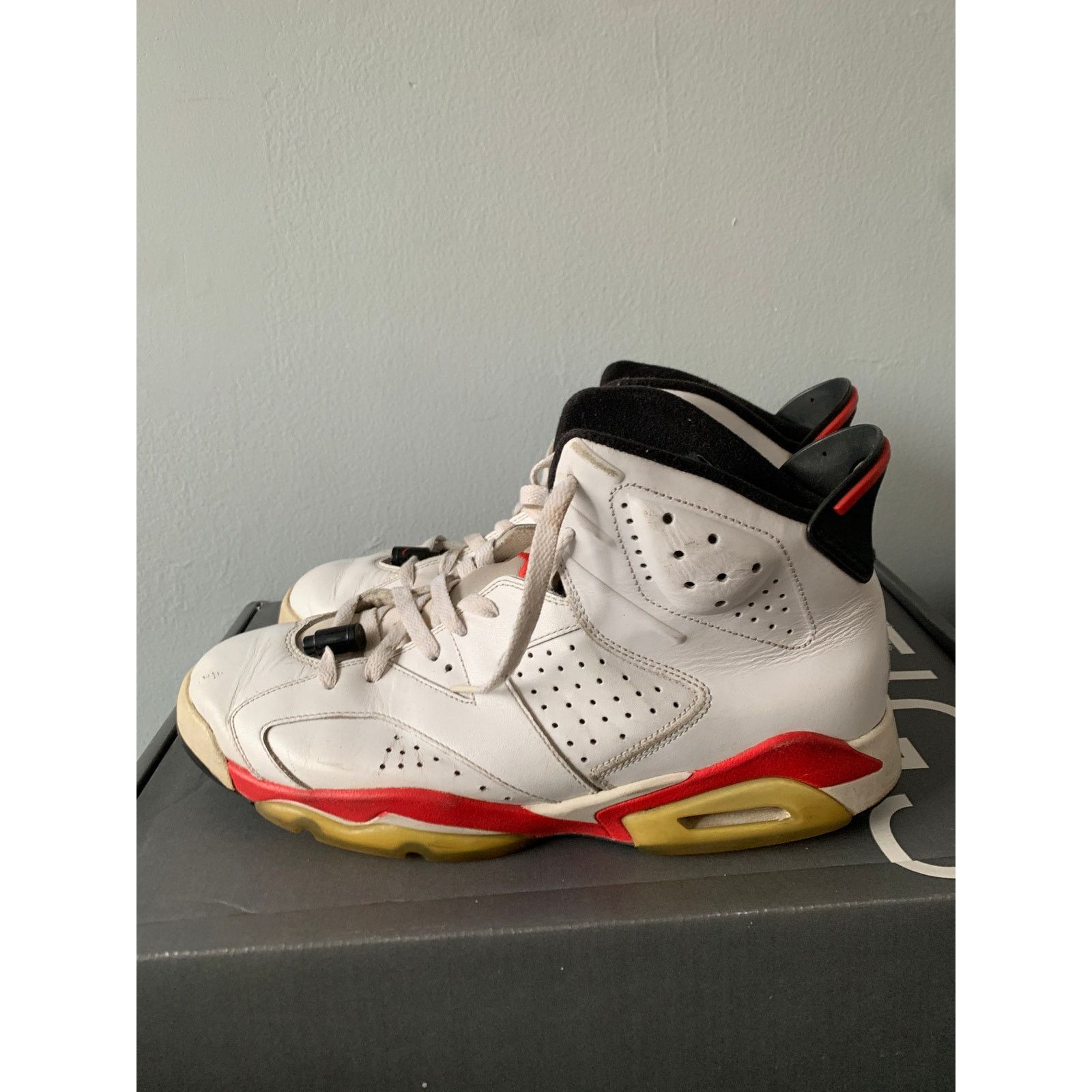 Nike Nike Air Jordan 6 Infrared Pack 2010 Size 12 Used Size US 12 / EU 45 - 4 Thumbnail