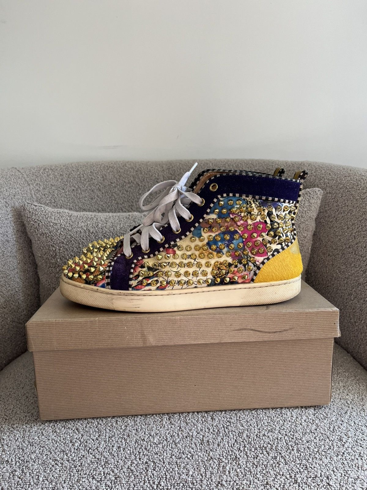Christian Louboutin Louboutin Red Bottom Gold Spiked Sneakers Size US 8 / EU 41 - 6 Thumbnail