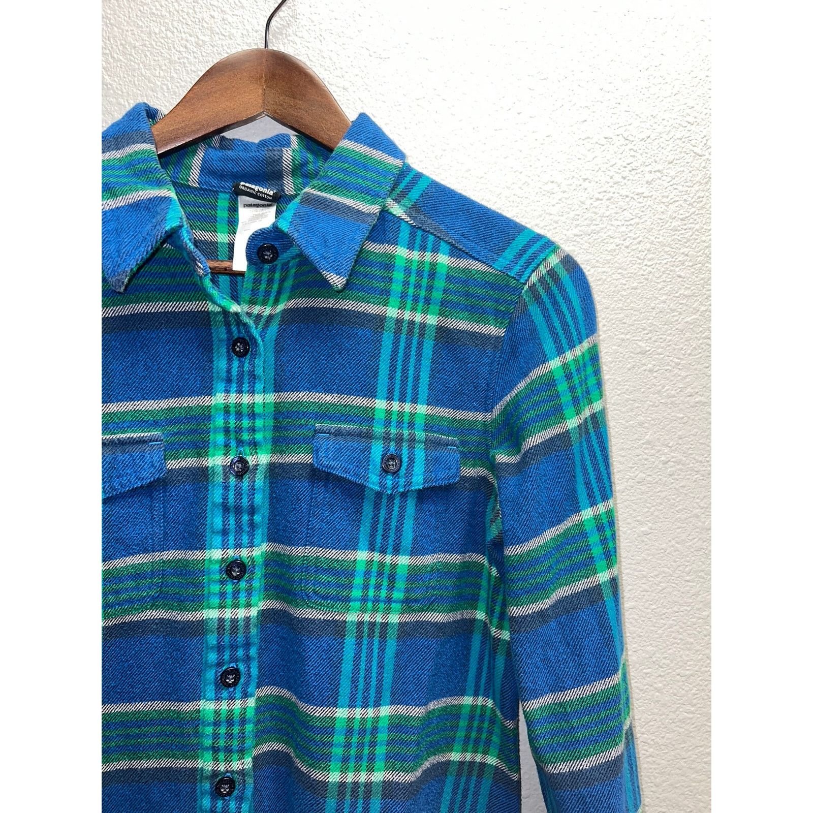 Patagonia Womens Patagonia Button Up Shirt Blue Organic Cotton Women 4 Size S / US 4 / IT 40 - 3 Thumbnail