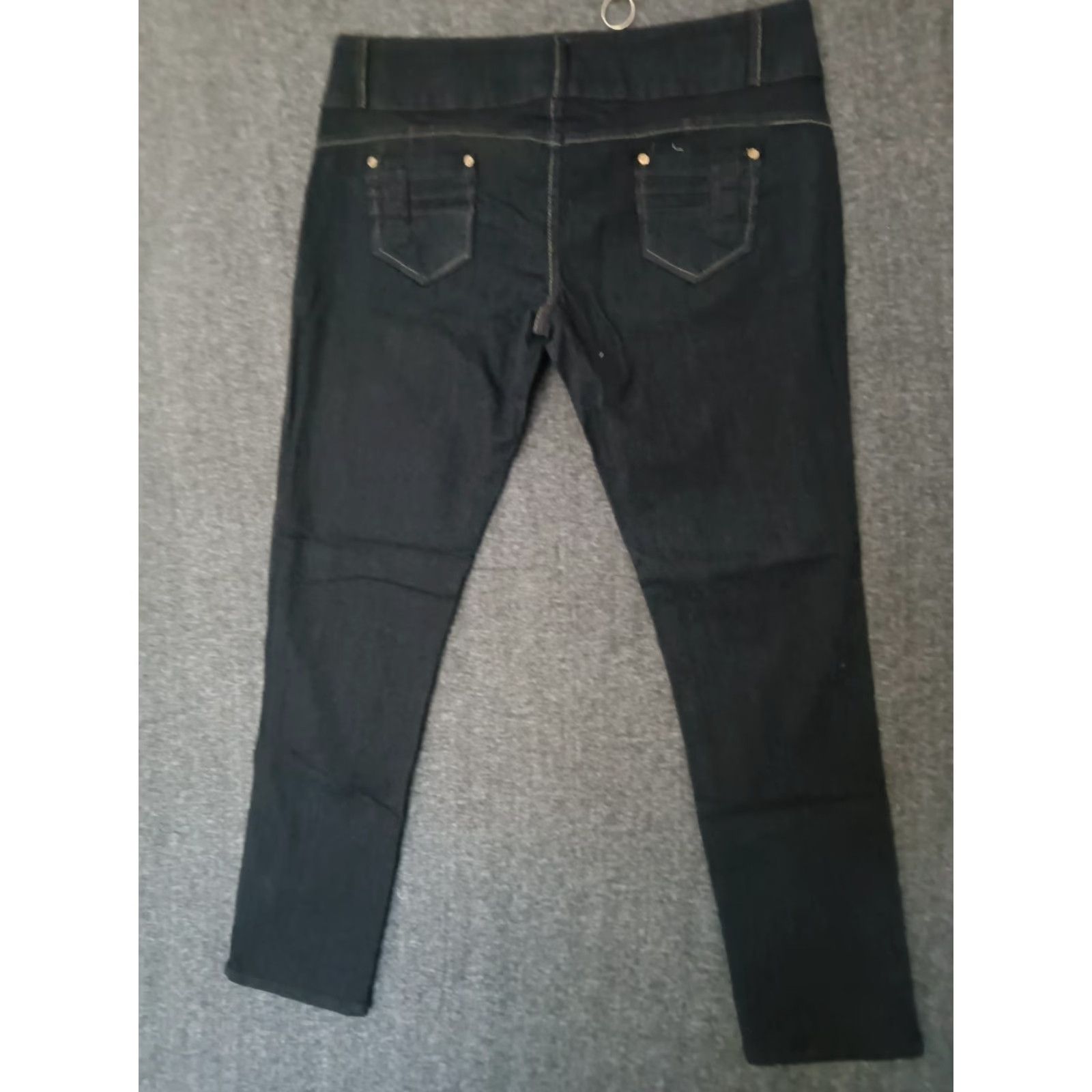 Vintage Unbranded Black Jeans 3 Button Closure Skinny Women's 21/22 Jeans 5-Pocket Denim Middle Rise Plus Size Slim Stretch 30 In Inseam 90s Theme Women's Size 42" / US 20 - 4 Thumbnail