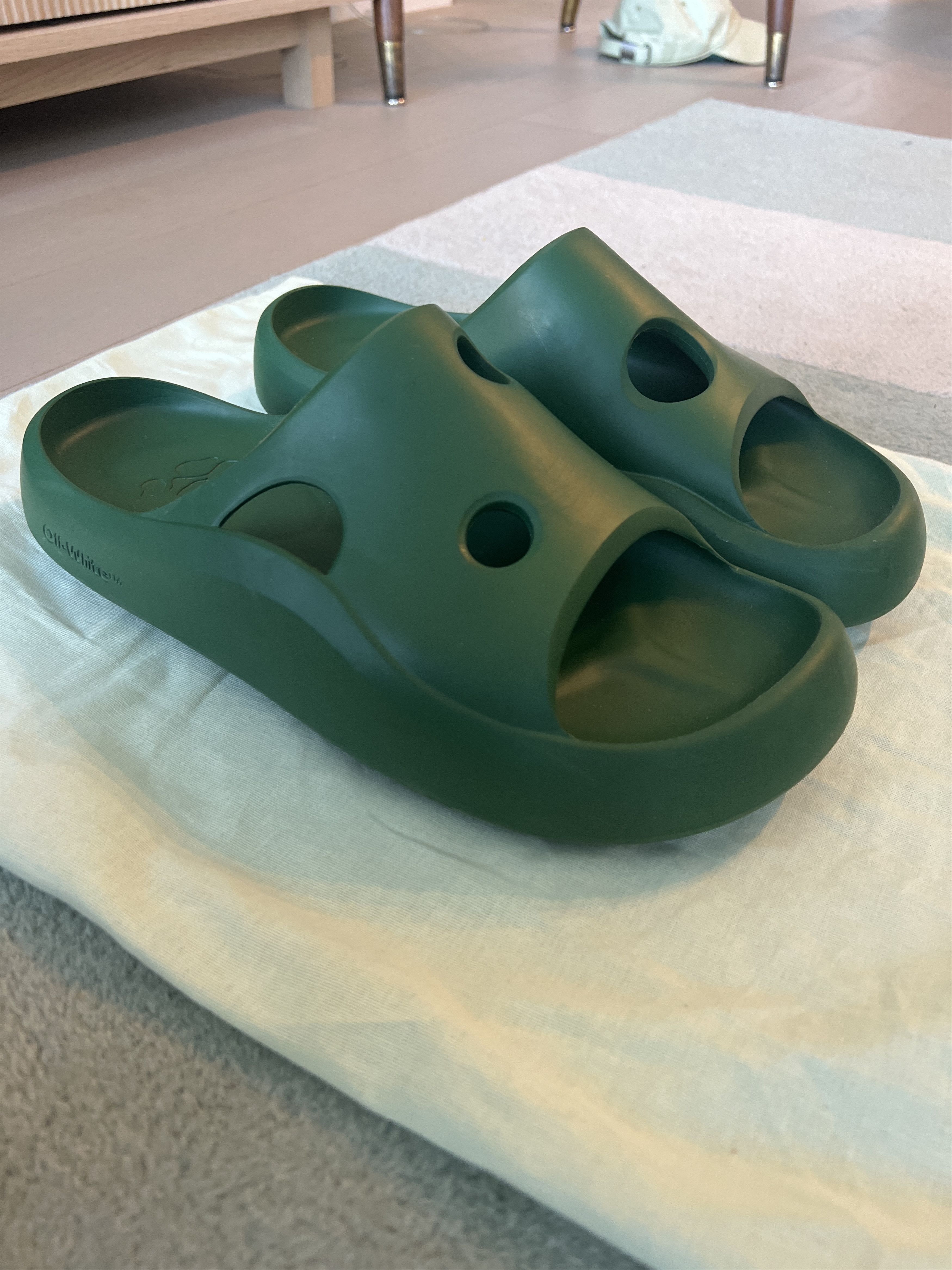 Off-White Off-White Meteor Slides - Green Size US 10 / EU 43 - 1 Thumbnail