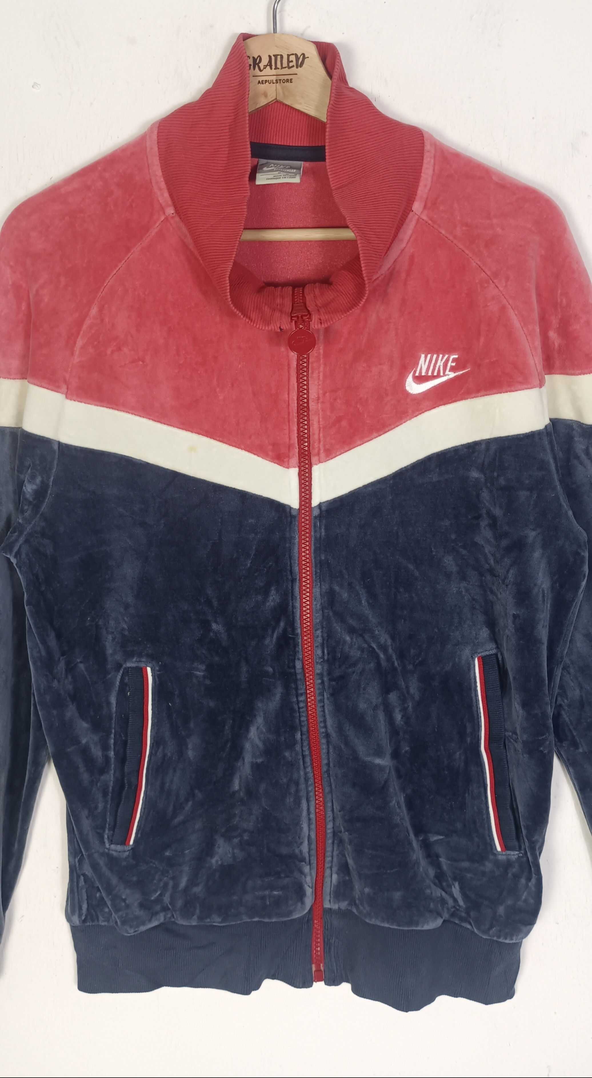 Nike 00's NIKE velour track jacket M with embroidered logo Size US M / EU 48-50 / 2 - 7 Thumbnail