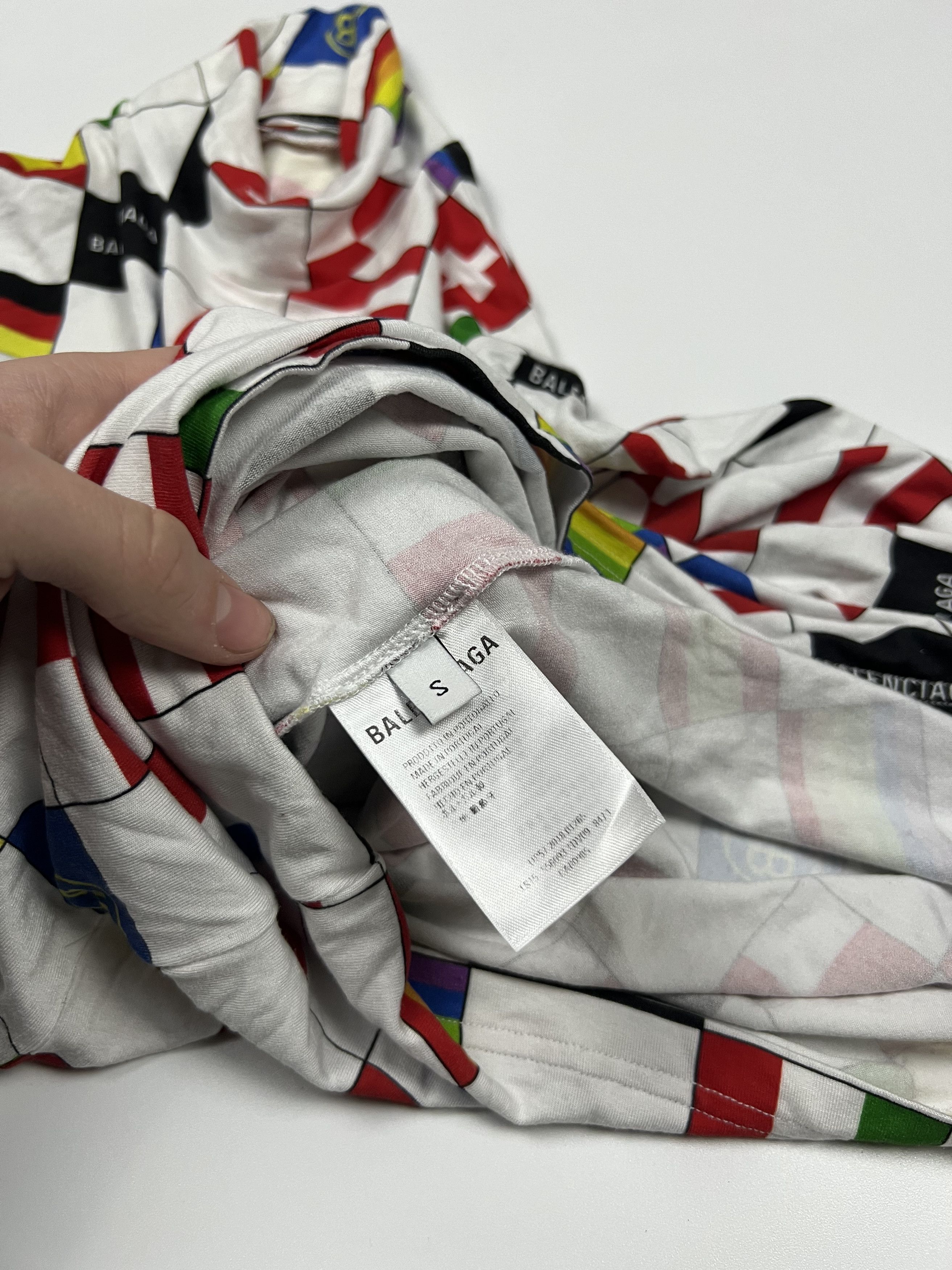 Balenciaga balenciaga countries LGBT size S legit Size S / US 4 / IT 40 - 4 Thumbnail