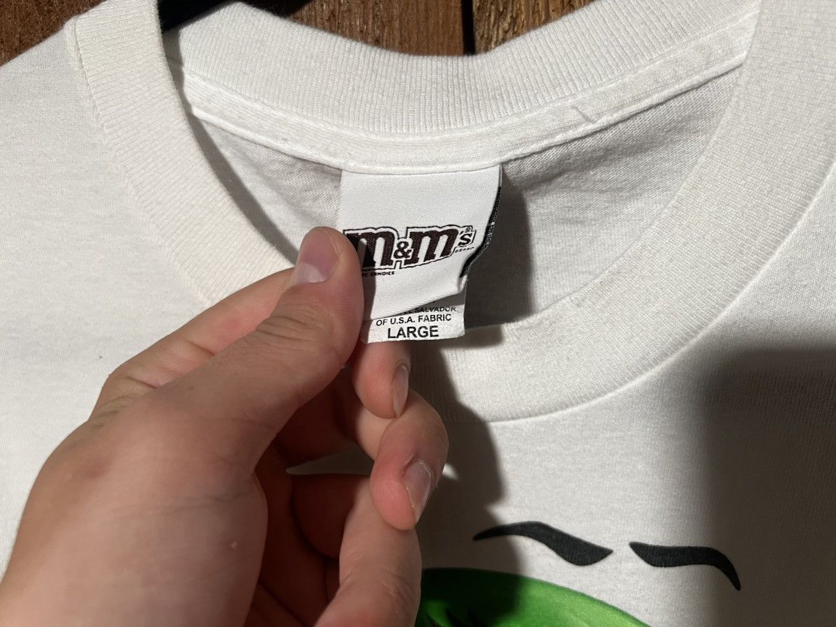 Vintage Vintage 1990s Green M&M Candy T-Shirt White Size L Size US L / EU 52-54 / 3 - 4 Thumbnail
