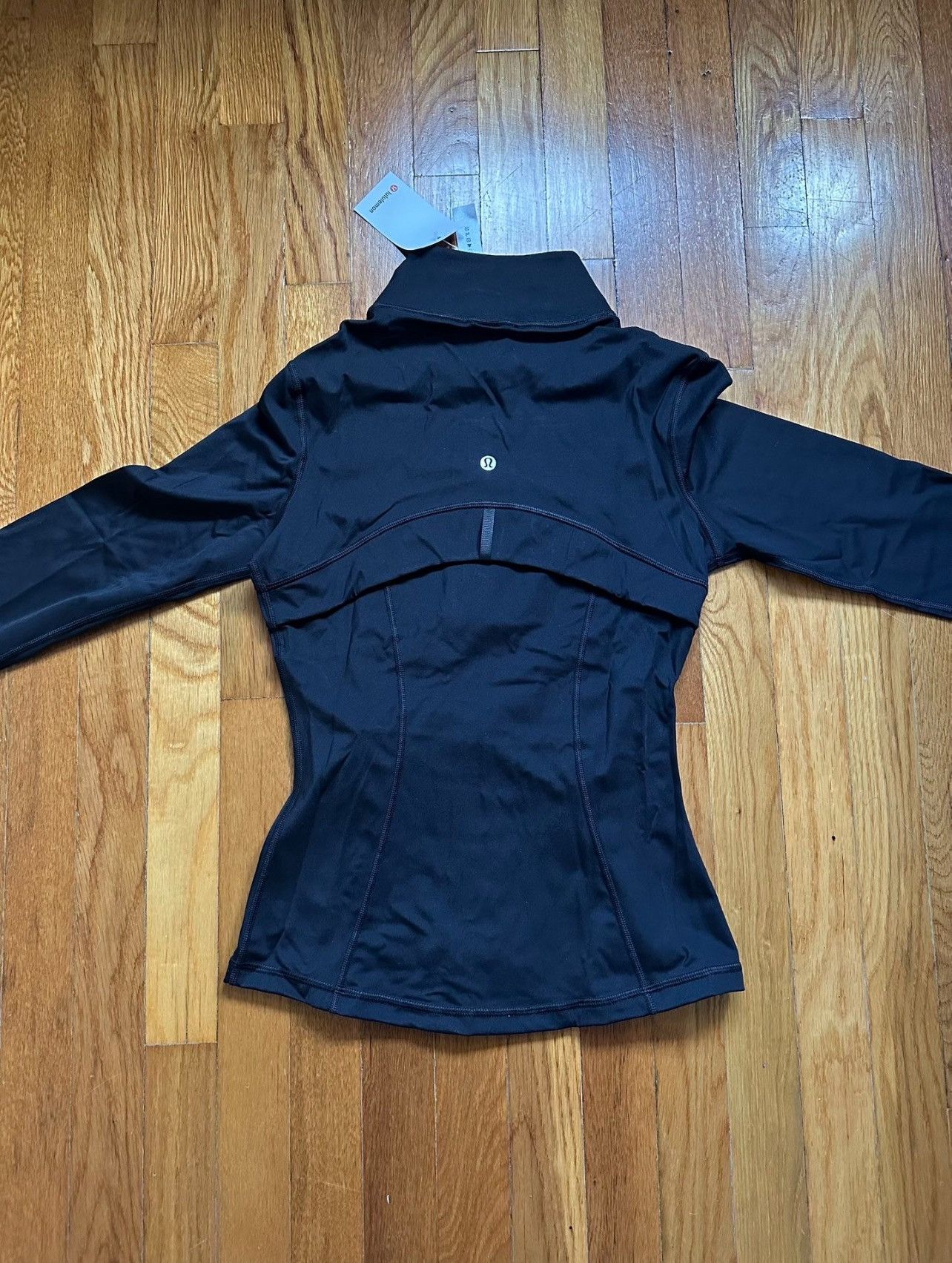 Lululemon Lululemon fitted Jacket Size M / US 6-8 / IT 42-44 - 3 Thumbnail