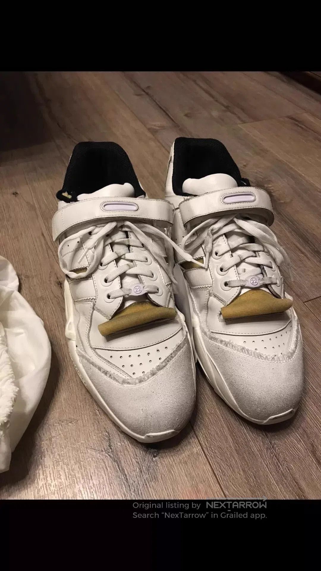 Maison Margiela White Lowtop Sneakers with Strap. Size US 11 / EU 44 - 1 Thumbnail
