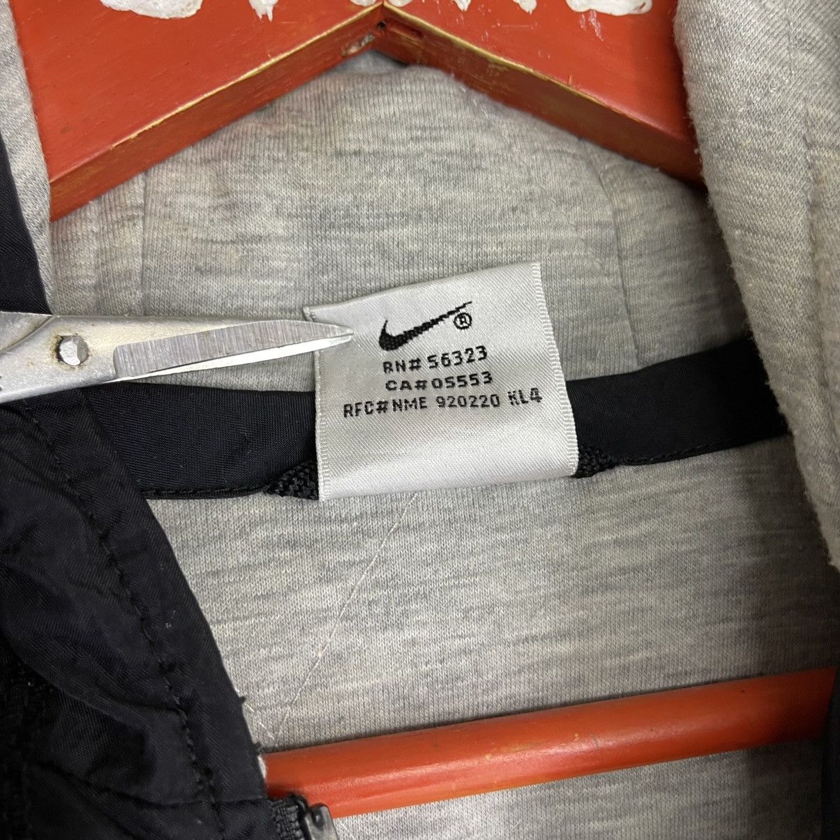 Nike × Vintage Vintage Nike Big Swoosh Hoodie Jacket Size L Size US L / EU 52-54 / 3 - 7 Thumbnail