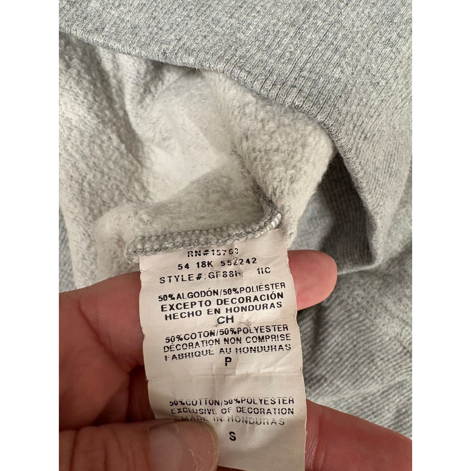 Champion Champion Grey Embroidered Crewneck Pullover Sweater Gray S Size US S / EU 44-46 / 1 - 5 Thumbnail