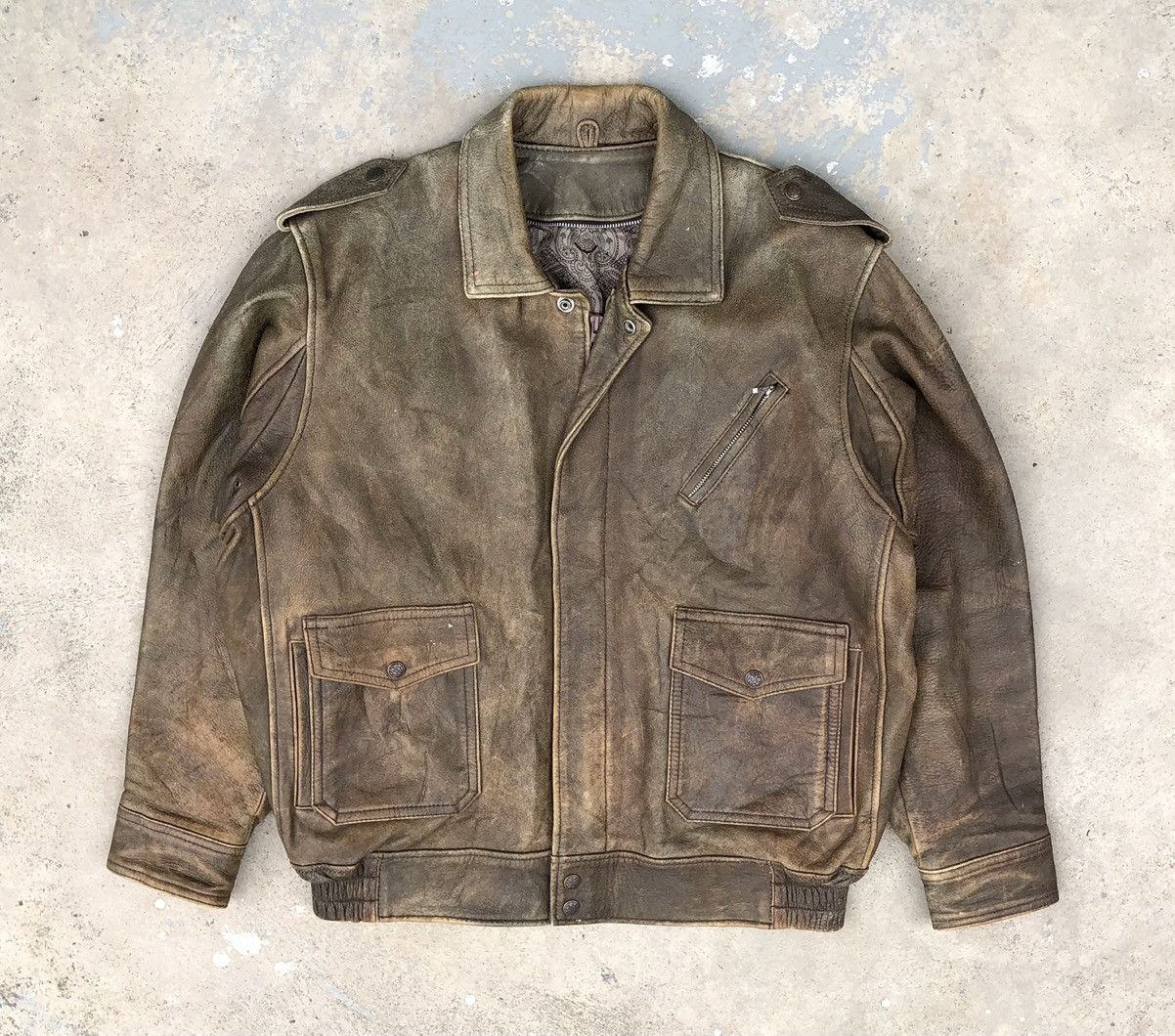 Vintage Vintage 80s Real Leather cowhide A2 Flight Bomber Jacket Size US L / EU 52-54 / 3 - 1 Thumbnail