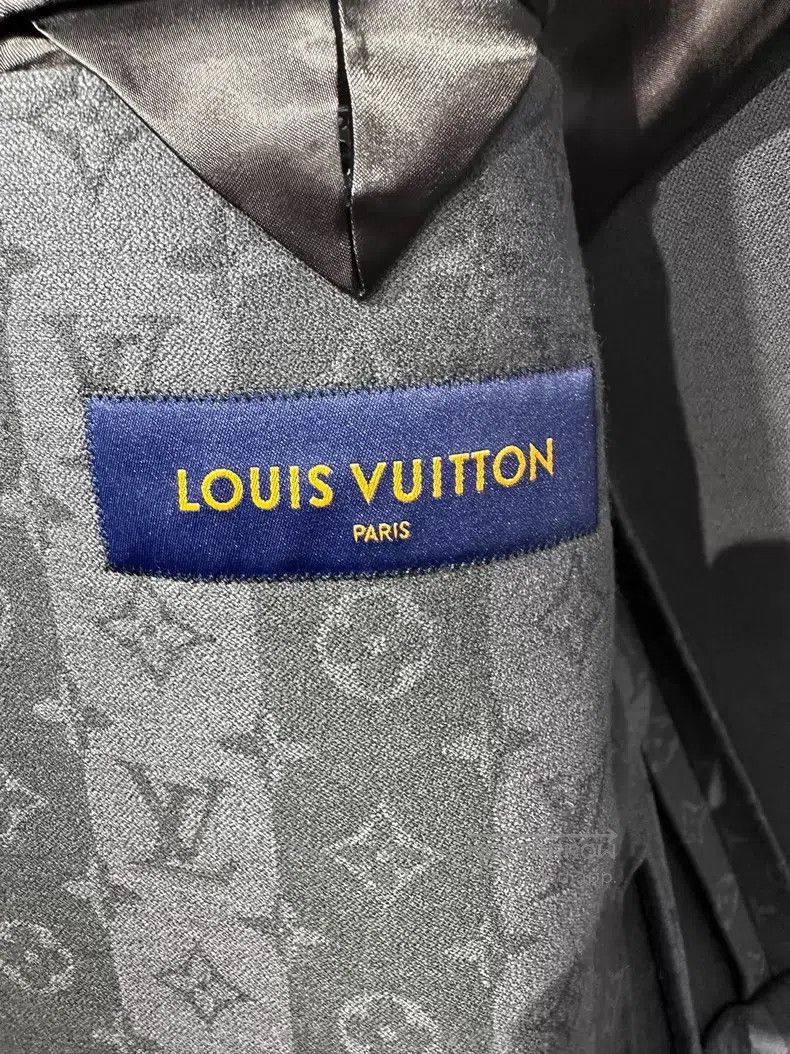 Louis Vuitton Louis Vuitton Old flower full print suit jacket Size US M / EU 48-50 / 2 - 5 Thumbnail