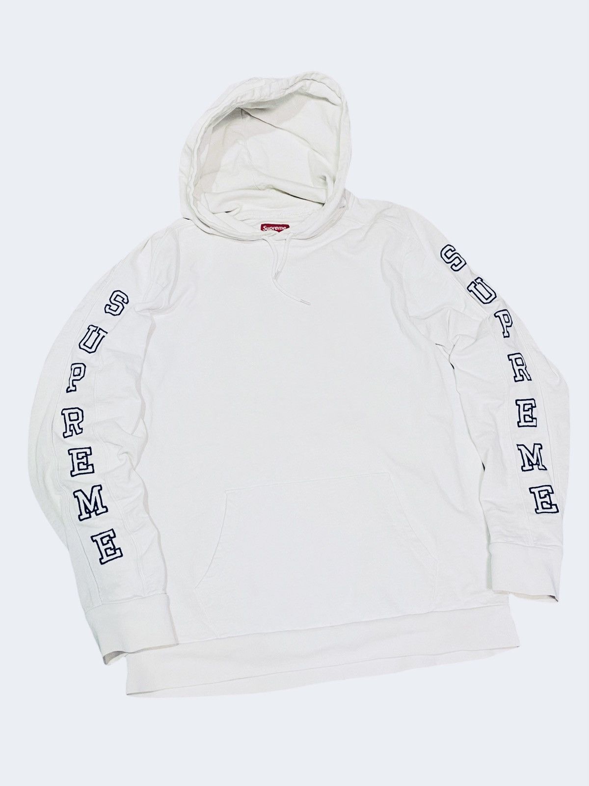 Supreme White Classic Hoodie Supreme New York Size US L / EU 52-54 / 3 - 1 Thumbnail