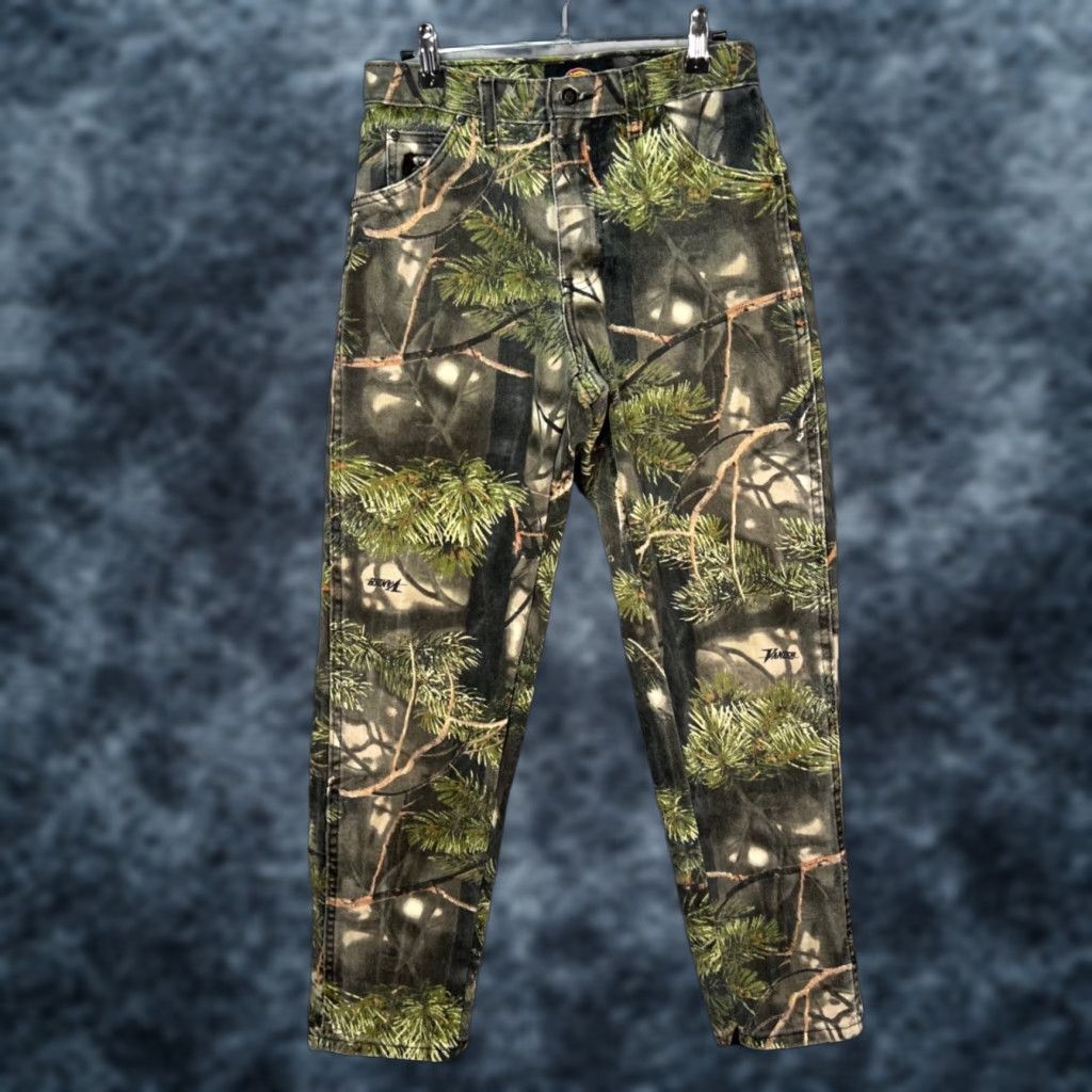 Dickies Dickies Womens Jeans Size 26 Camouflage Print w/ Pine Tree Pattern Jeans, Regular, 30 Inseam, Ankle, Cotton, Green, Pockets, Summer, Spring, Womens Size 26" / US 2 / IT 38 - 1 Thumbnail