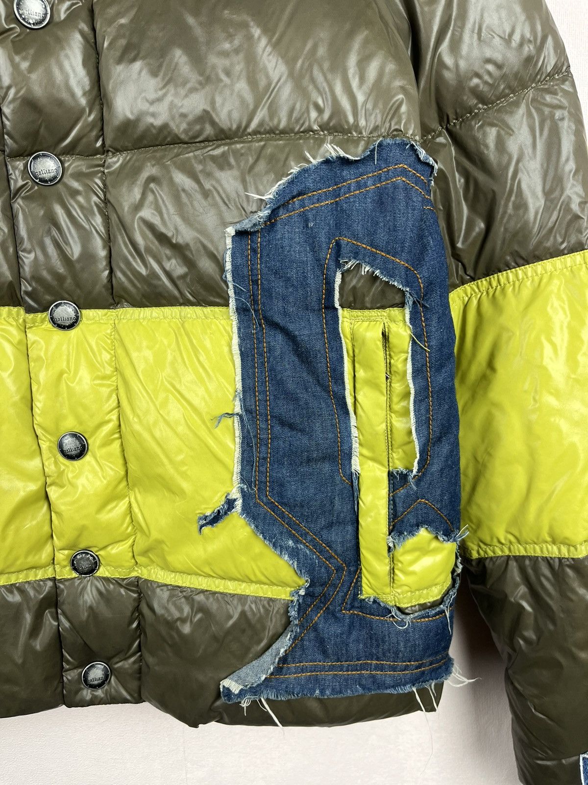 John Galliano John Galliano G Denim Logo Down Puffer Hooded Jacket Size M Size US M / EU 48-50 / 2 - 3 Thumbnail